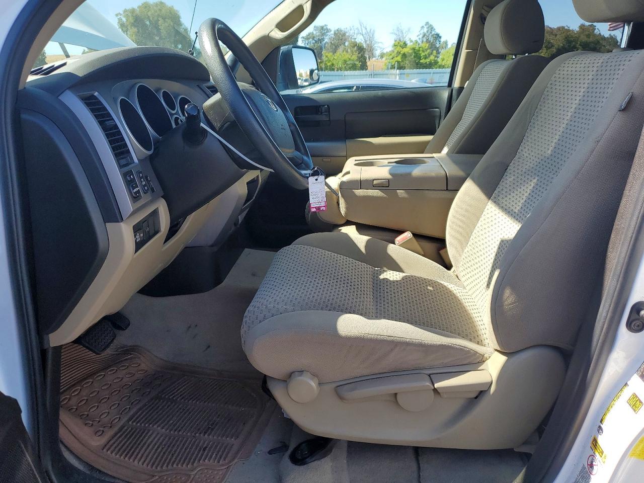 2011 Toyota Tundra Double Cab Sr5 Белый vin: 5TFRM5F12BX031687