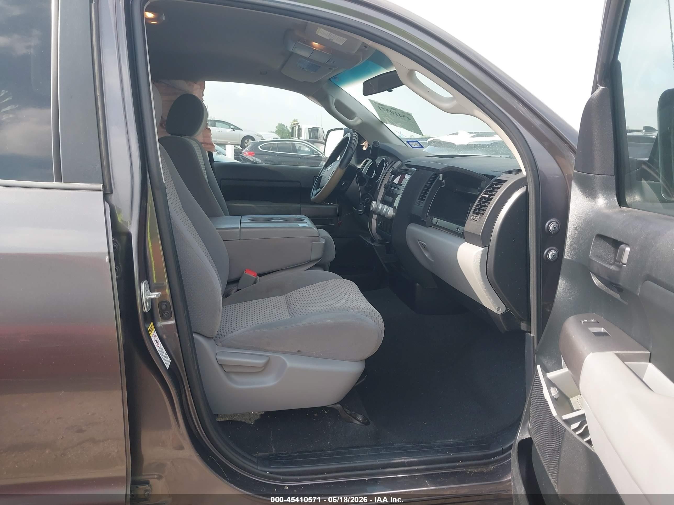 2012 Toyota Tundra Grade 4.6l V8 Gray vin: 5TFRM5F12CX038852