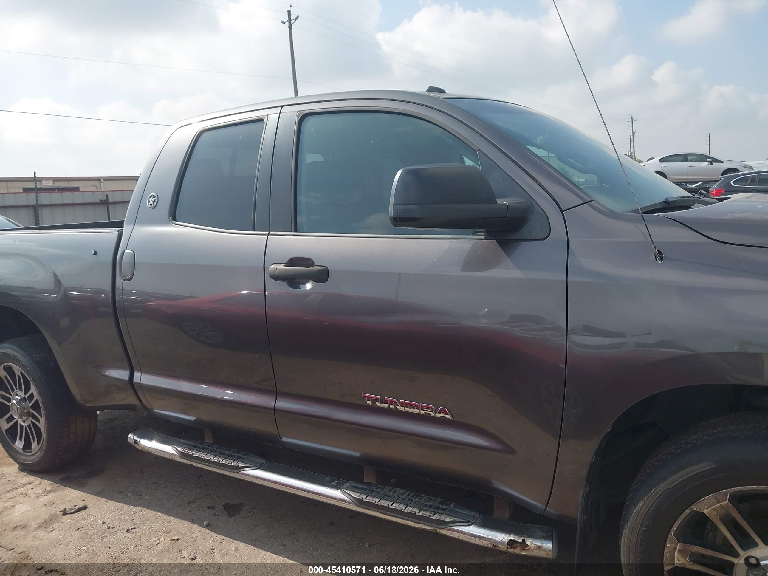 2012 Toyota Tundra Grade 4.6l V8 Gray vin: 5TFRM5F12CX038852