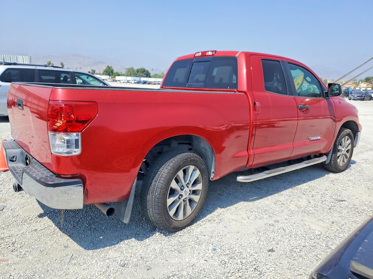2012 Toyota Tundra Double Cab Sr5 Красный vin: 5TFRM5F12CX039984
