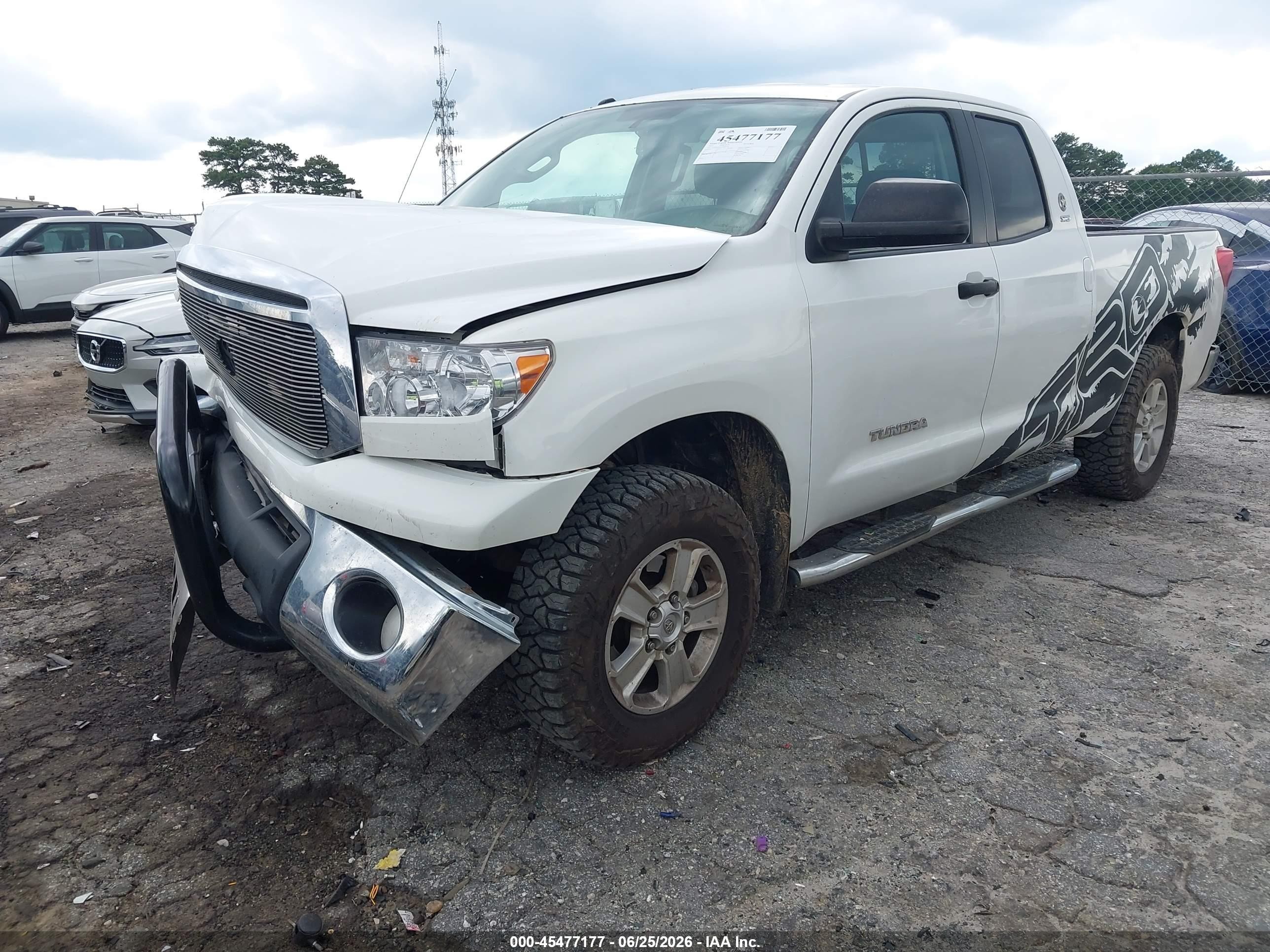 2012 Toyota Tundra Grade 4.6l V8 Белый vin: 5TFRM5F12CX047518