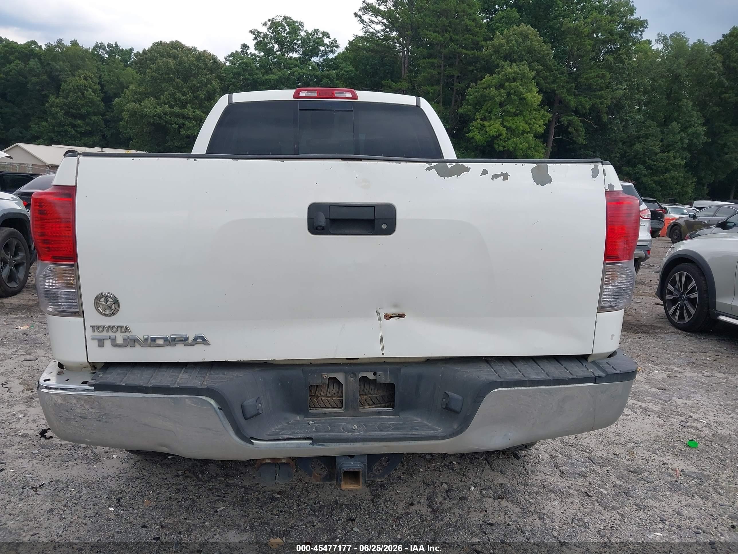 2012 Toyota Tundra Grade 4.6l V8 Белый vin: 5TFRM5F12CX047518