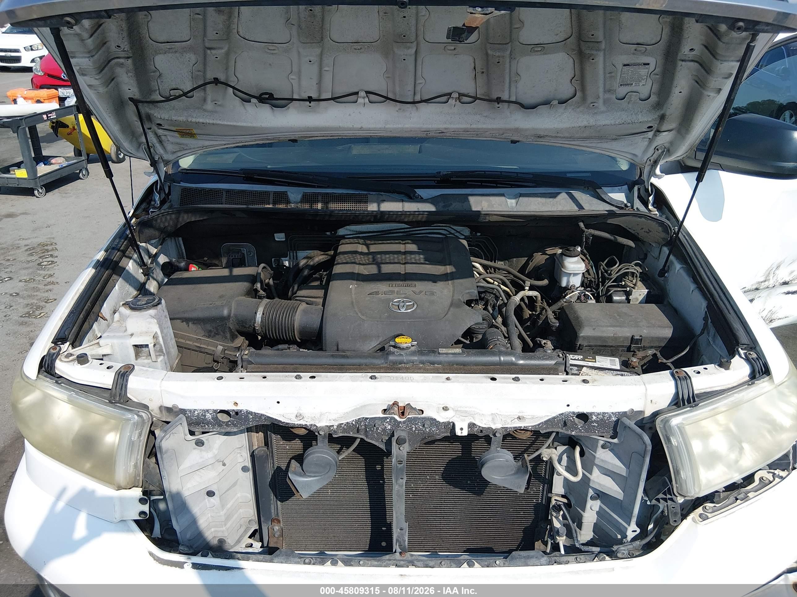 2012 Toyota Tundra Grade 4.6l V8 White vin: 5TFRM5F12CX048667