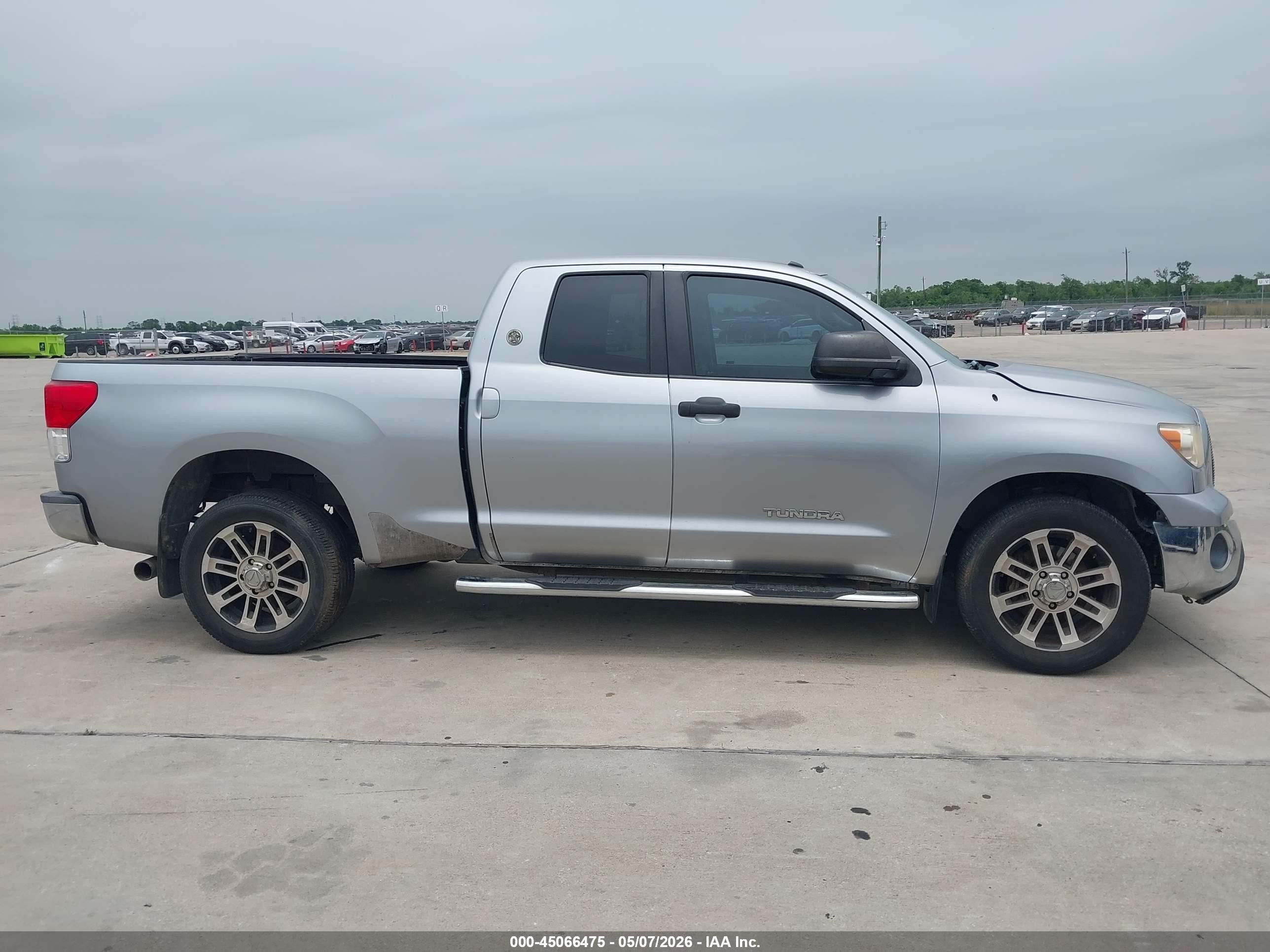 2013 Toyota Tundra Grade 4.6l V8 Gray vin: 5TFRM5F12DX060190