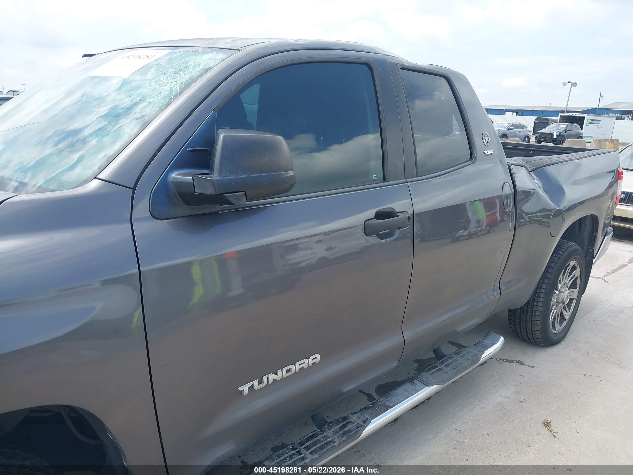 2014 Toyota Tundra Sr5 4.6l V8 Gray vin: 5TFRM5F12EX080618