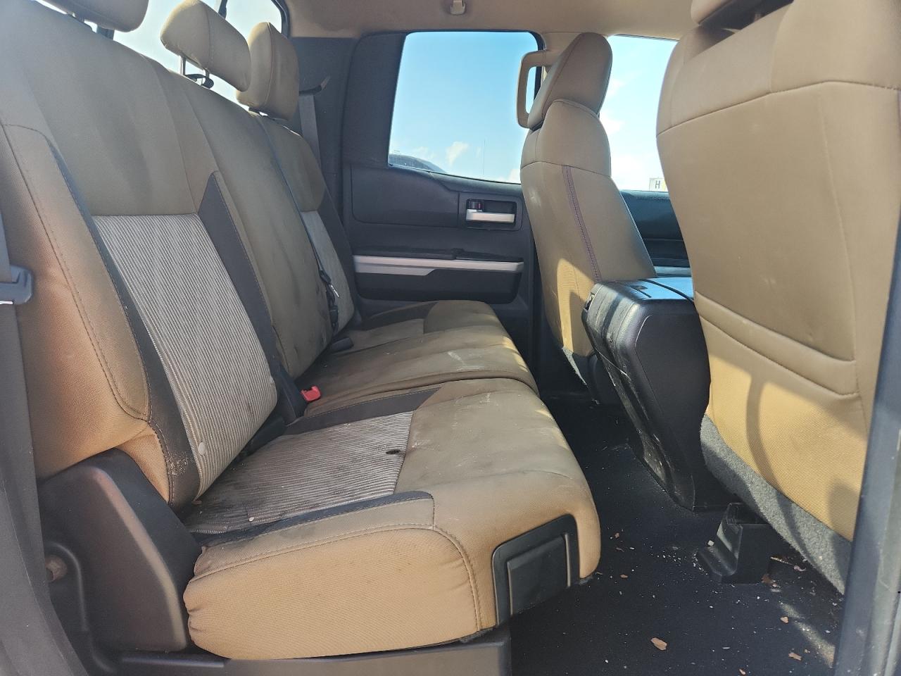 2015 Toyota Tundra Sr5 Silver vin: 5TFRM5F12FX089465 Damage: Right Rear Seat, Stained, Permanent