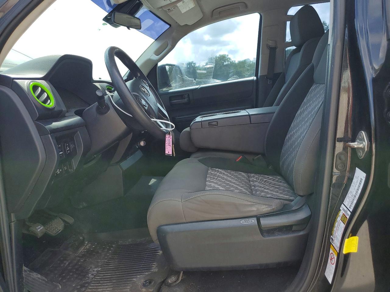 2018 Toyota Tundra Sr Черный vin: 5TFRM5F12JX128015