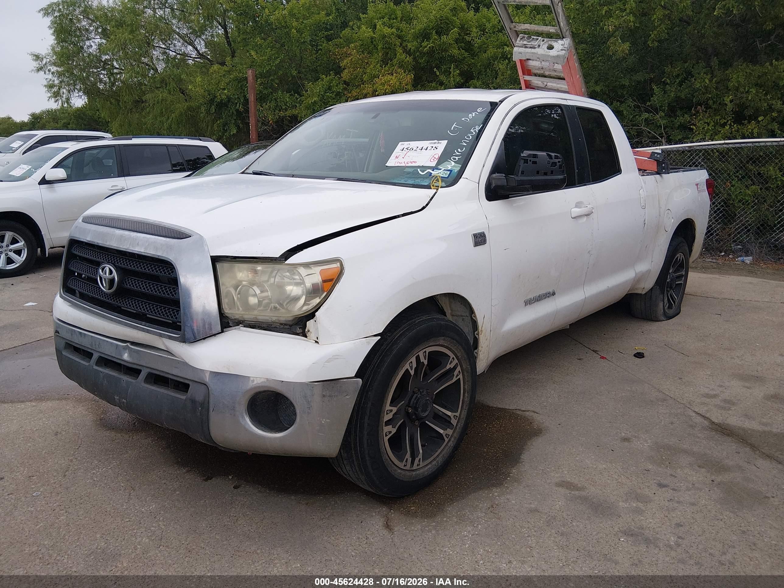 2010 Toyota Tundra Grade 4.6l V8 White vin: 5TFRM5F13AX008479