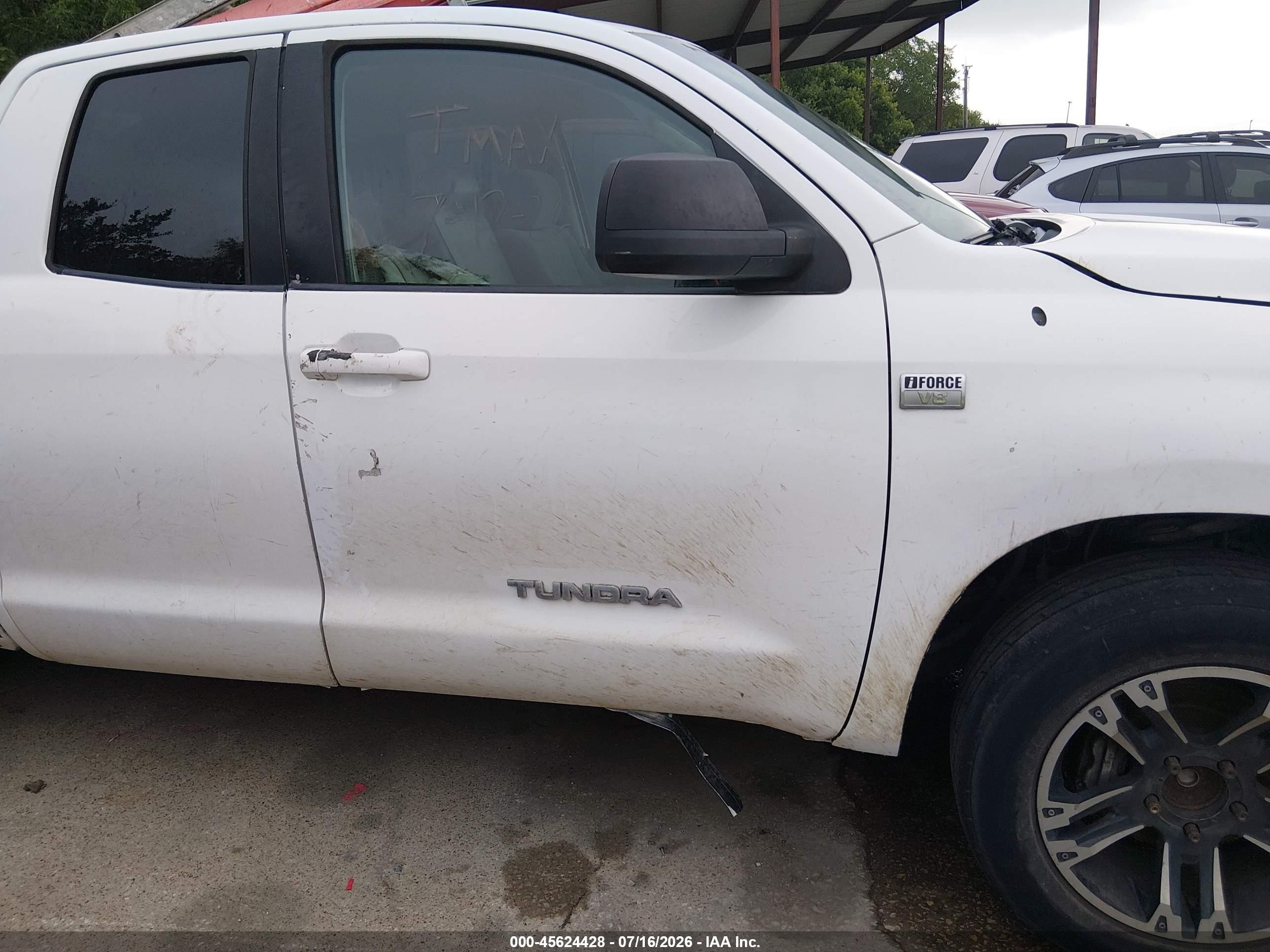 2010 Toyota Tundra Grade 4.6l V8 White vin: 5TFRM5F13AX008479