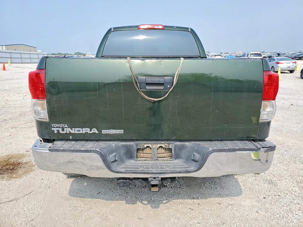 2011 Toyota Tundra Double Cab Sr5 Черный vin: 5TFRM5F13BX022304