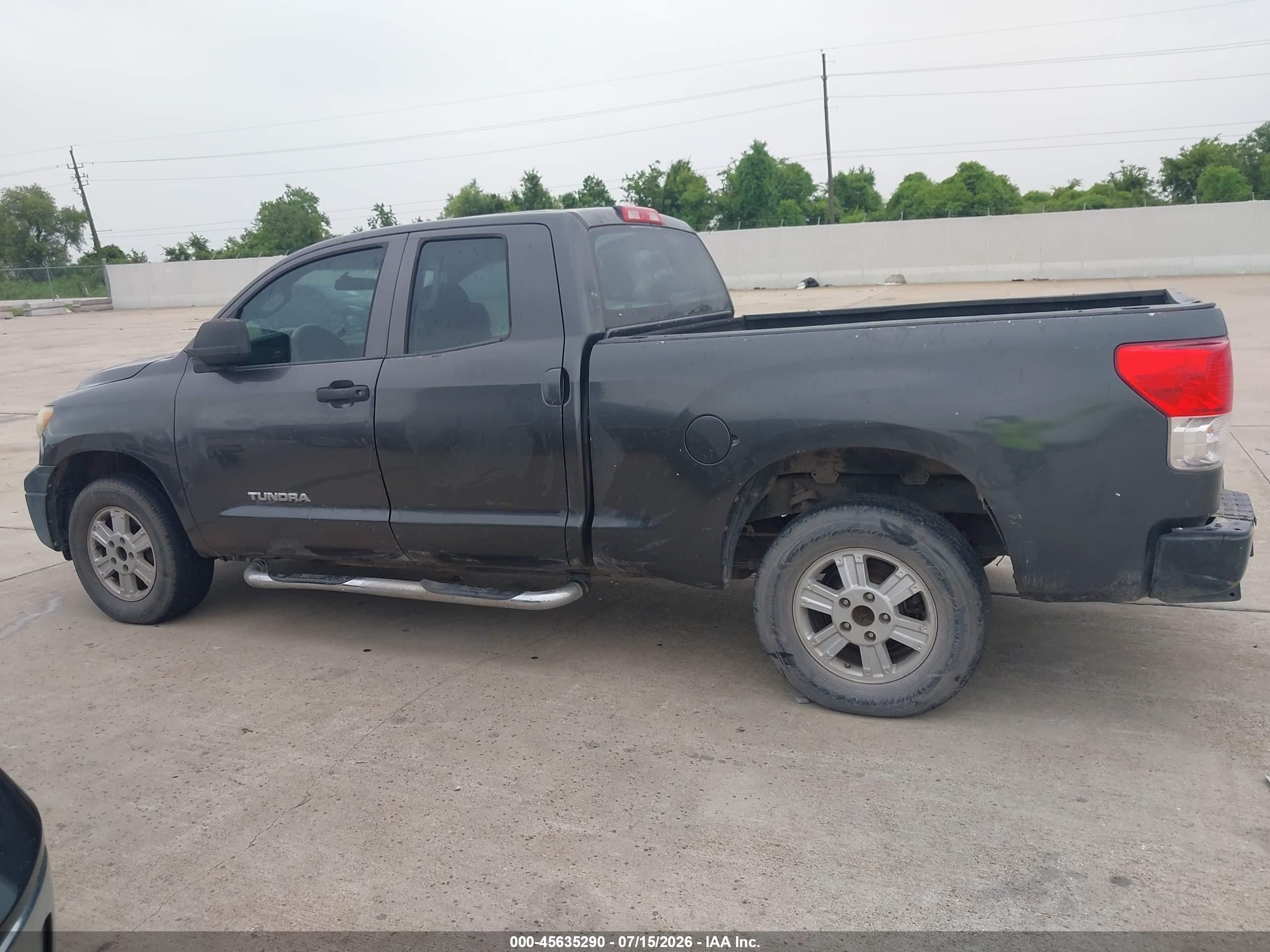 2011 Toyota Tundra Grade 4.6l V8 Gray vin: 5TFRM5F13BX033447