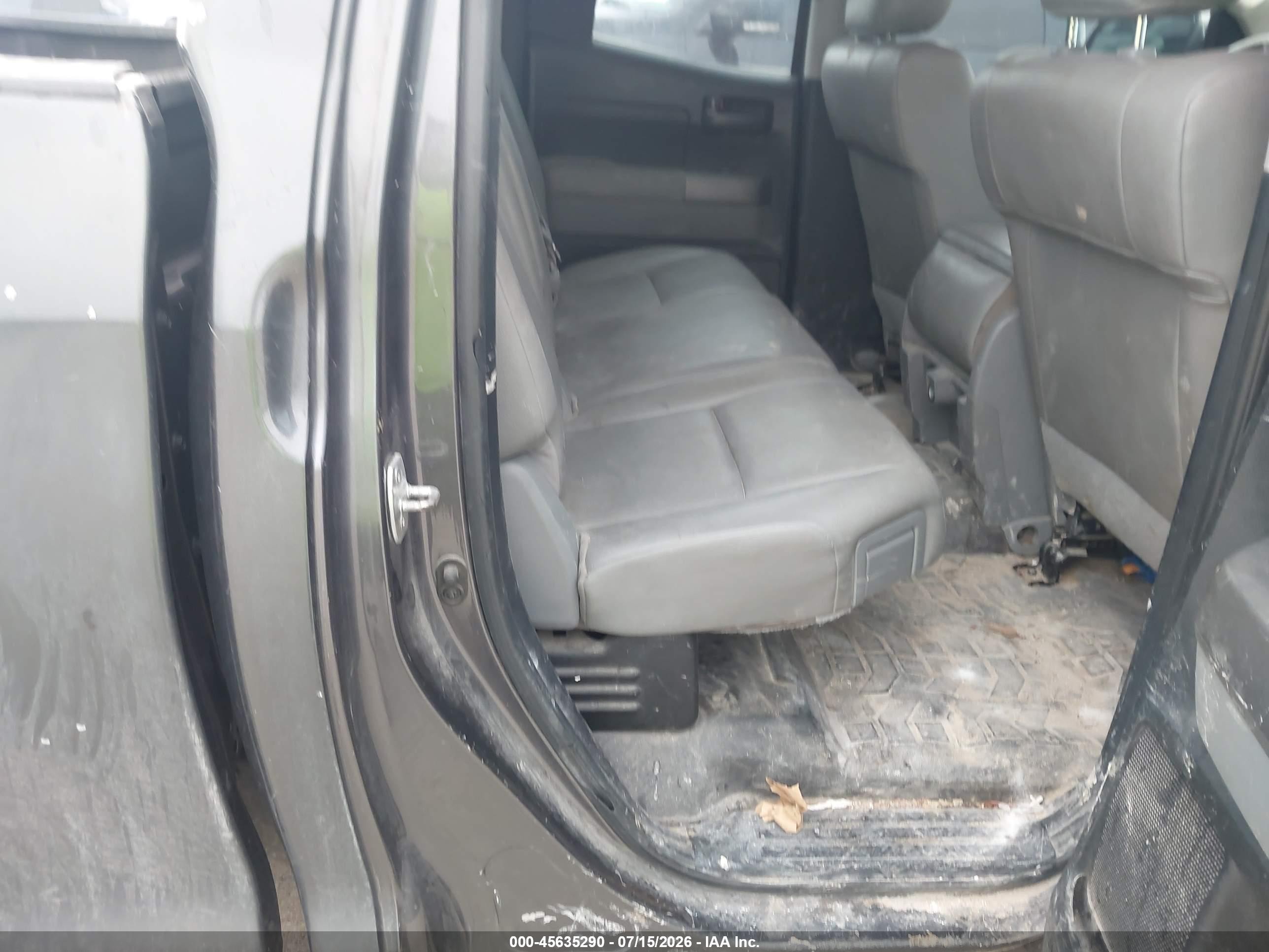 2011 Toyota Tundra Grade 4.6l V8 Gray vin: 5TFRM5F13BX033447