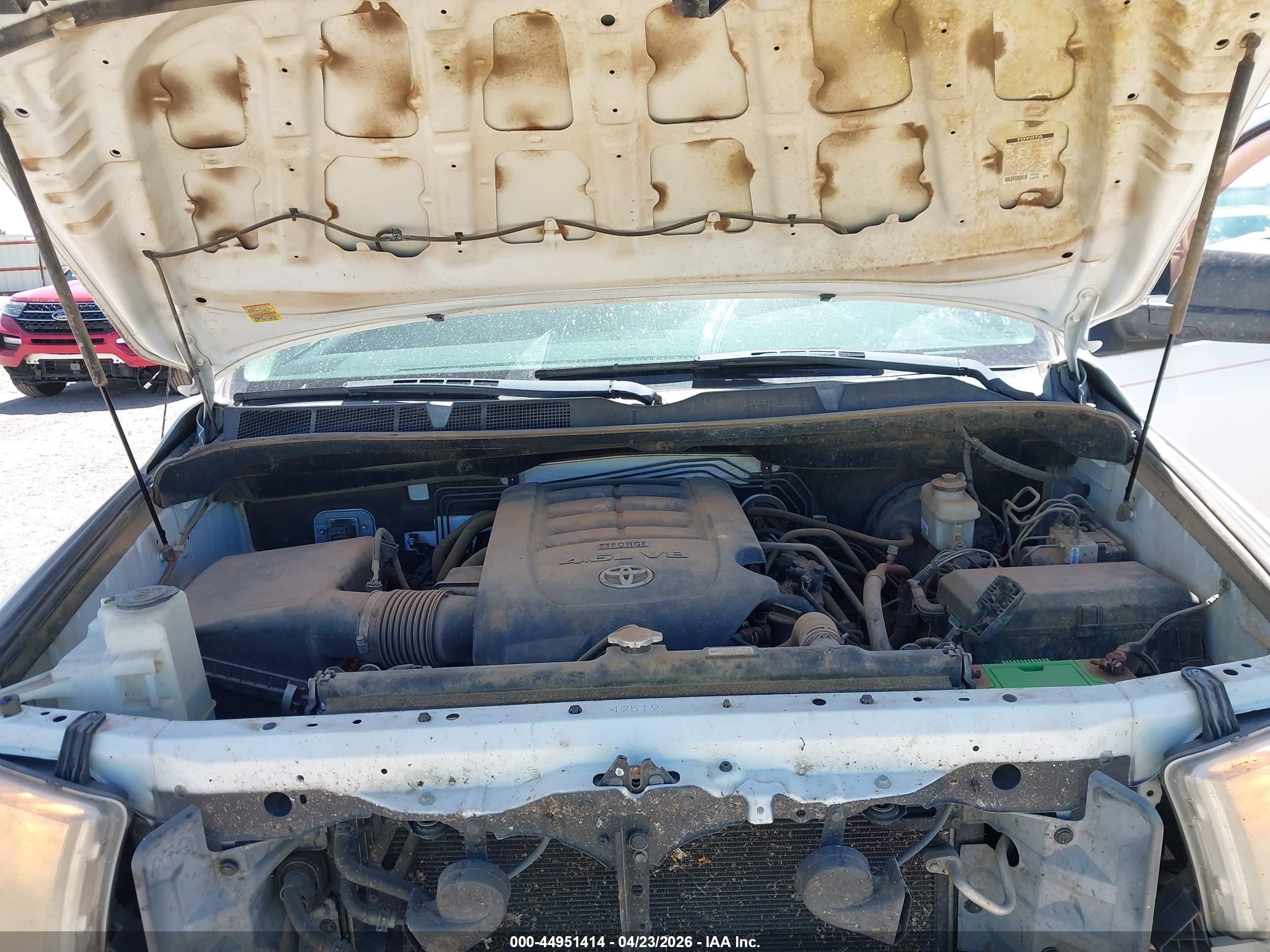 2013 Toyota Tundra Grade 4.6l V8 White vin: 5TFRM5F13DX063955