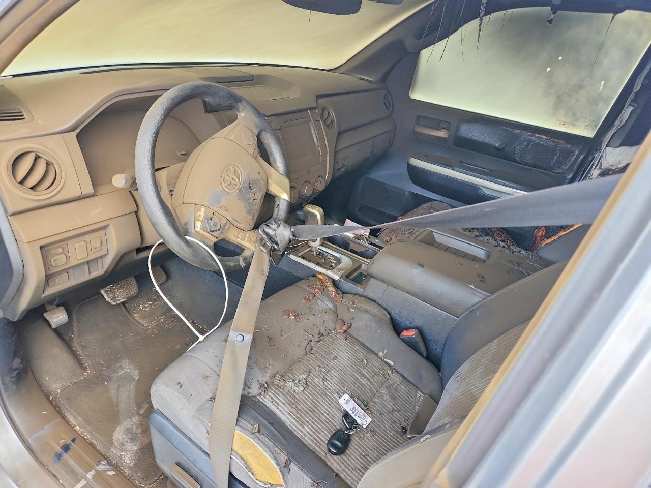 2014 Toyota Tundra Sr5 Серебряный vin: 5TFRM5F13EX070082