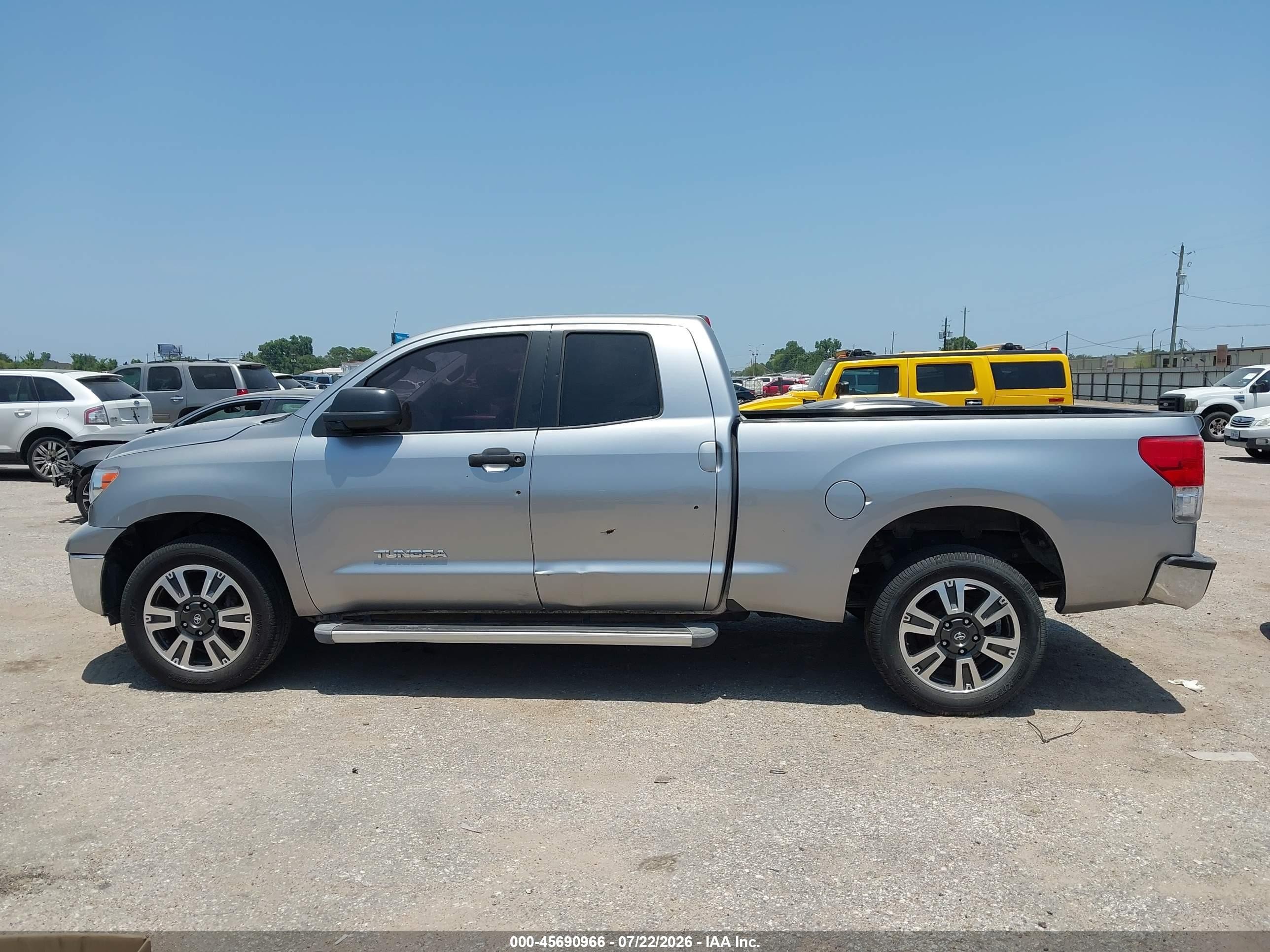 2010 Toyota Tundra Grade 4.6l V8 Silver vin: 5TFRM5F14AX015294