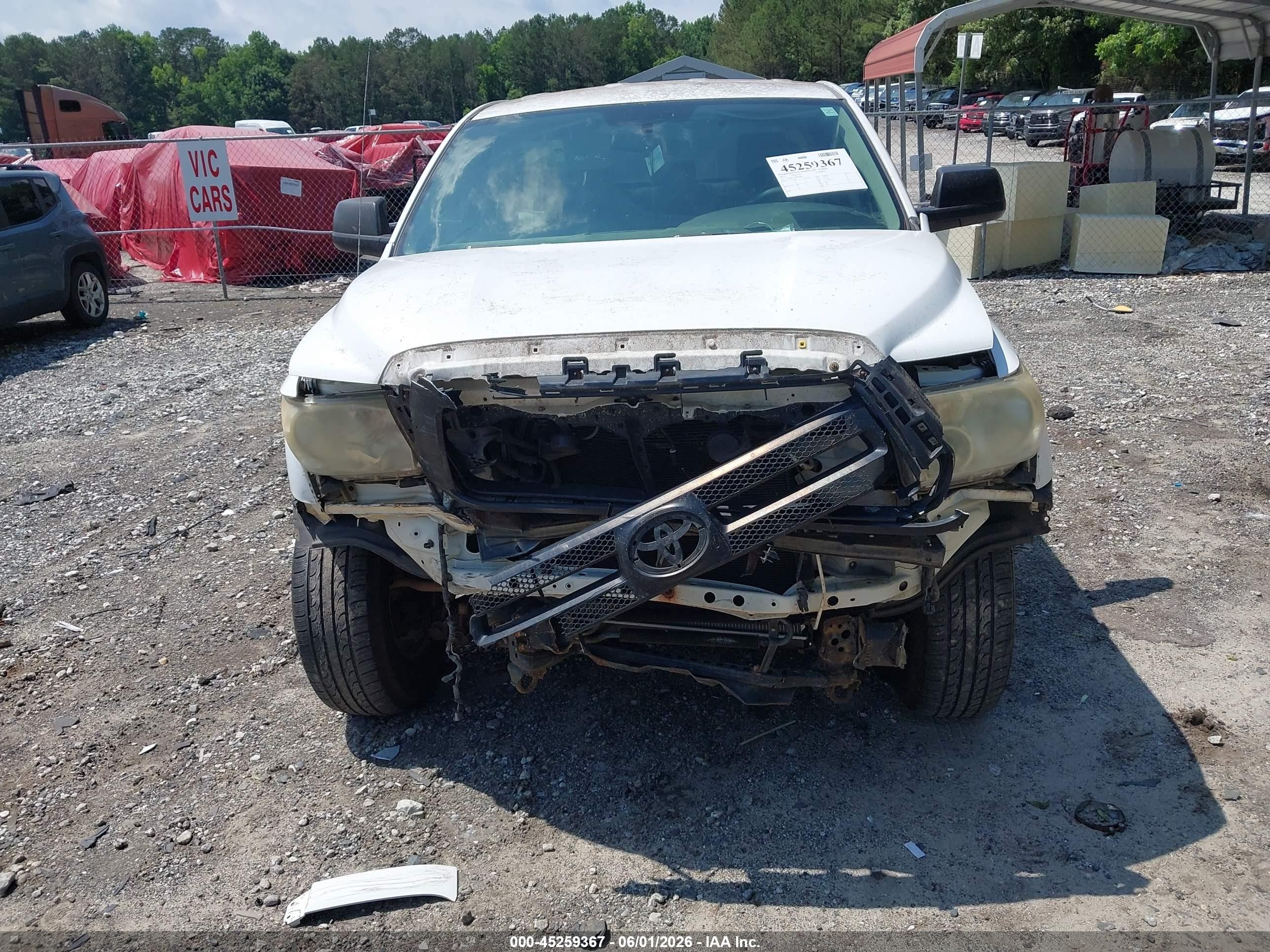 2011 Toyota Tundra Grade 4.6l V8 White vin: 5TFRM5F14BX024014