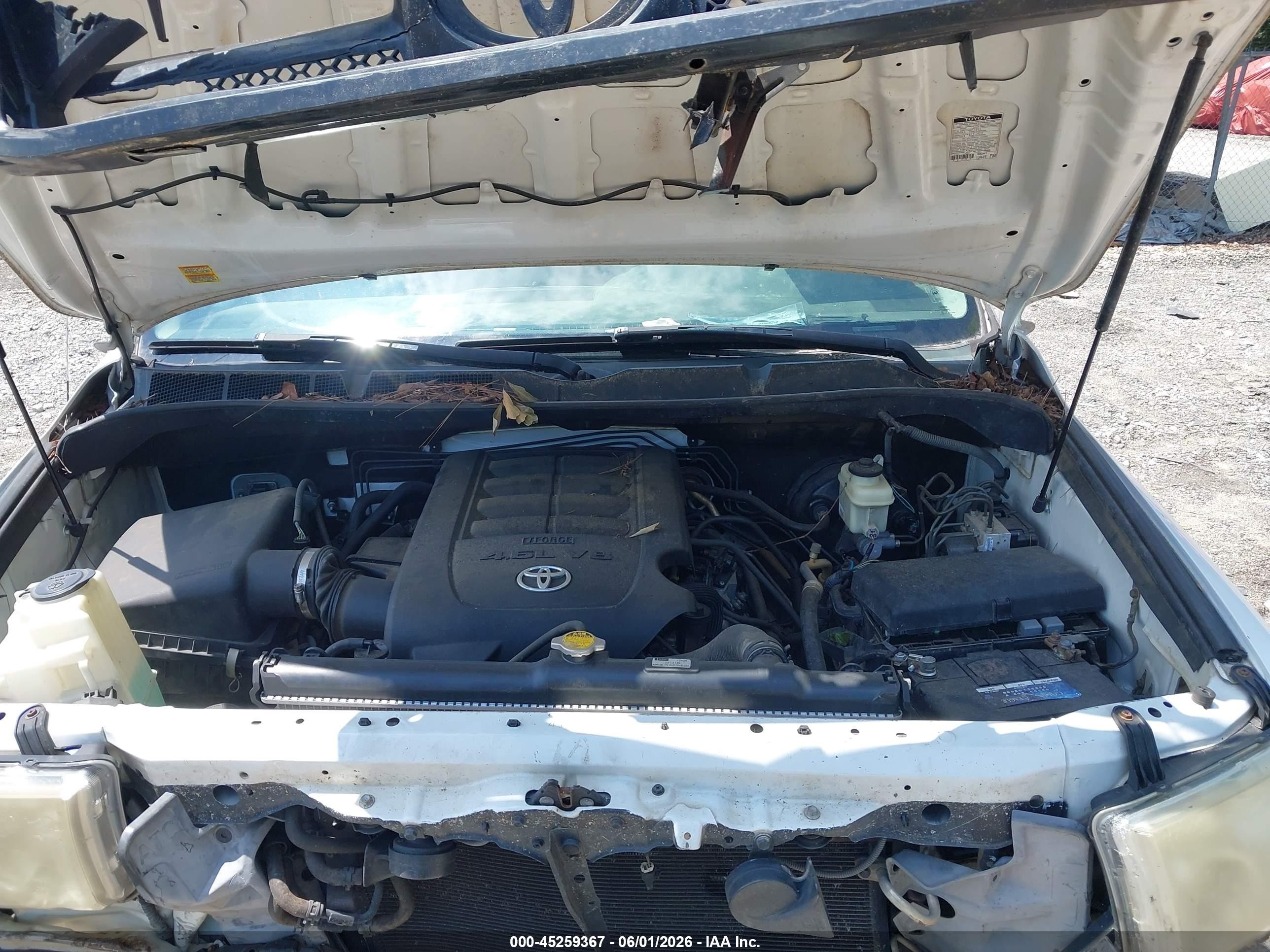 2011 Toyota Tundra Grade 4.6l V8 White vin: 5TFRM5F14BX024014
