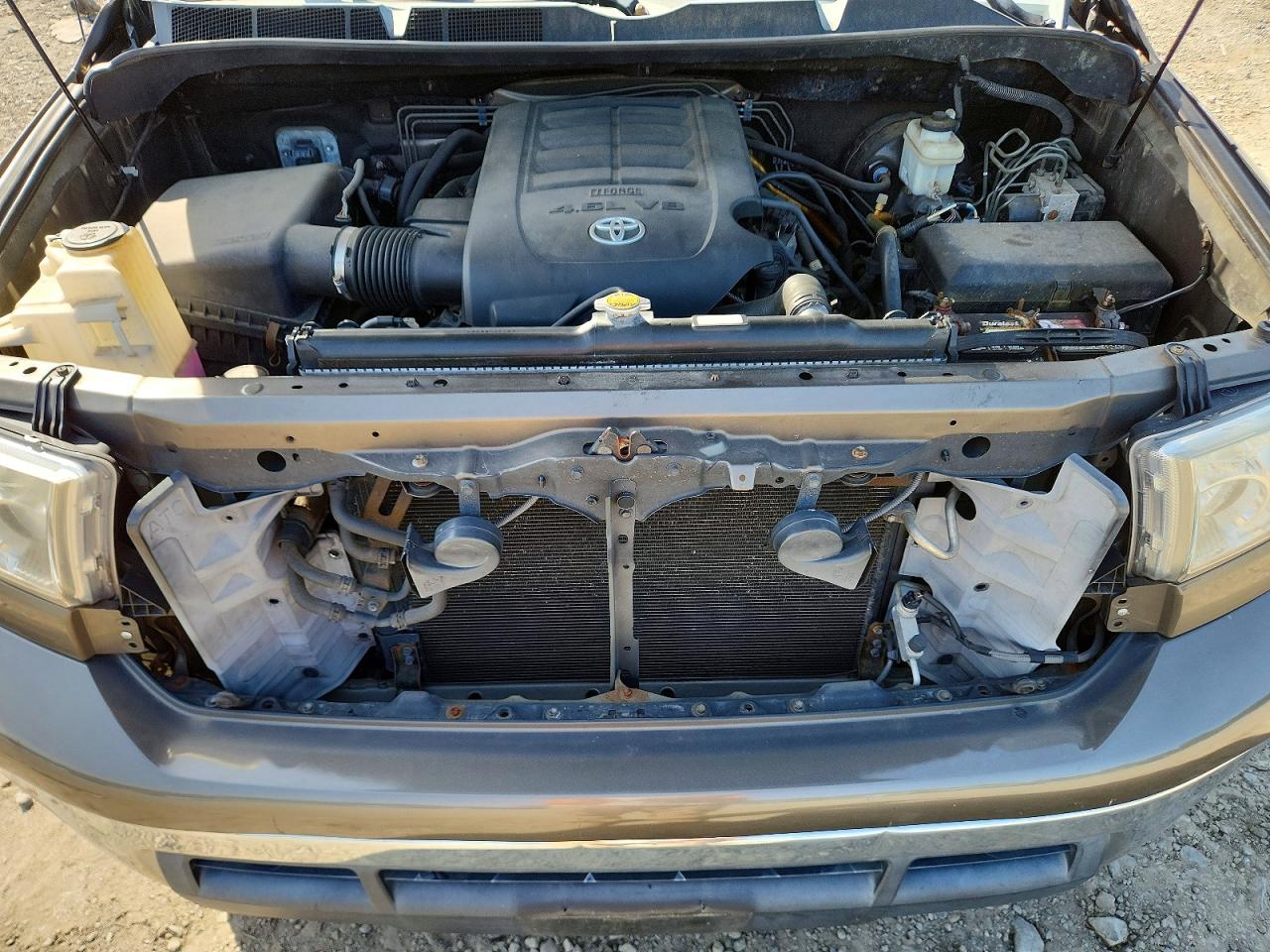 2011 Toyota Tundra Double Cab Sr5 Brown vin: 5TFRM5F14BX028239