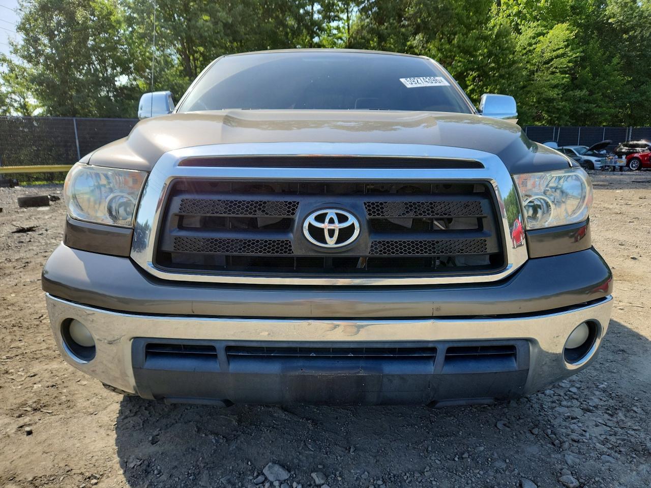 2011 Toyota Tundra Double Cab Sr5 Brown vin: 5TFRM5F14BX028239