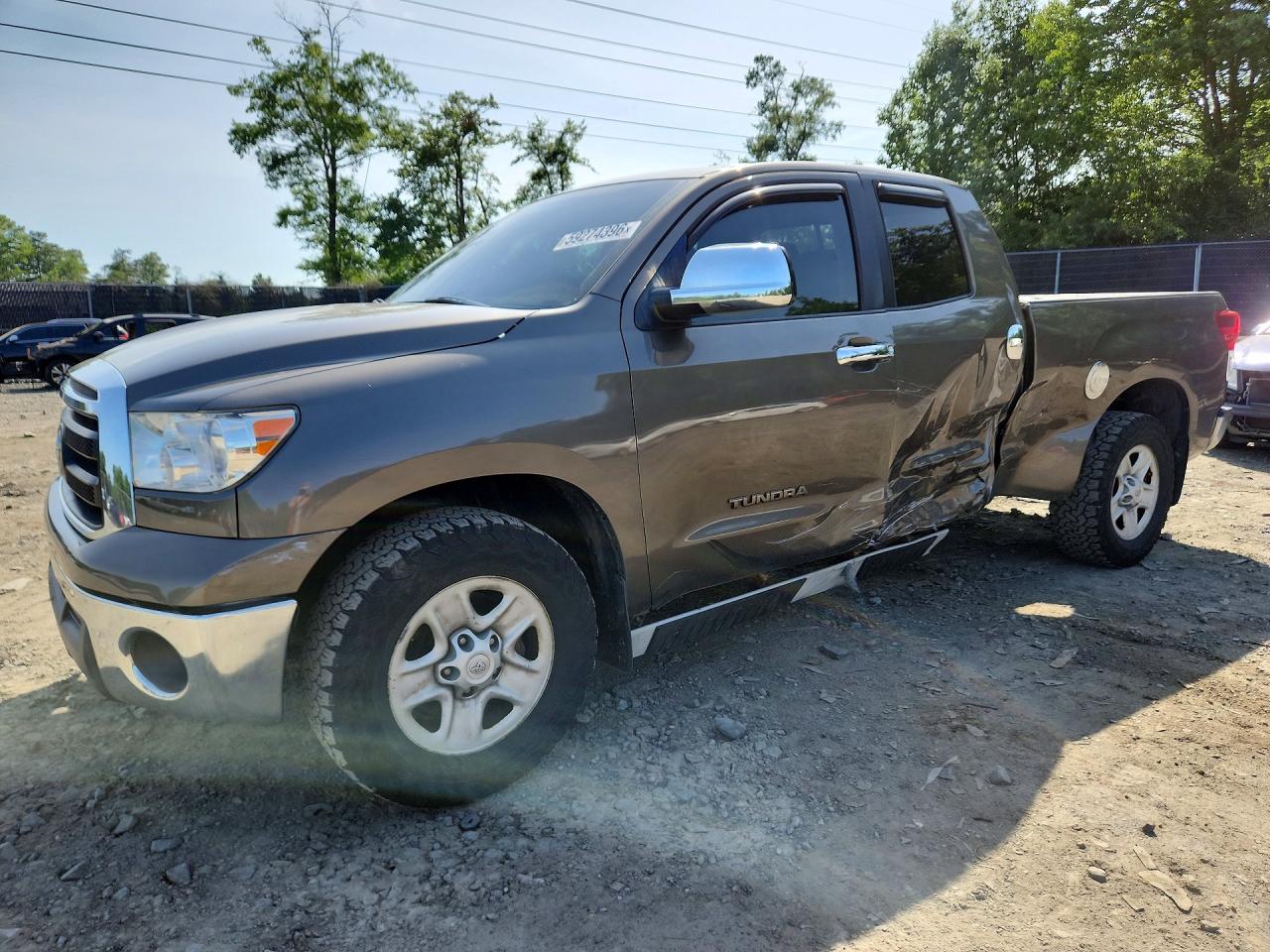 2011 Toyota Tundra Double Cab Sr5 Коричневый vin: 5TFRM5F14BX028239
