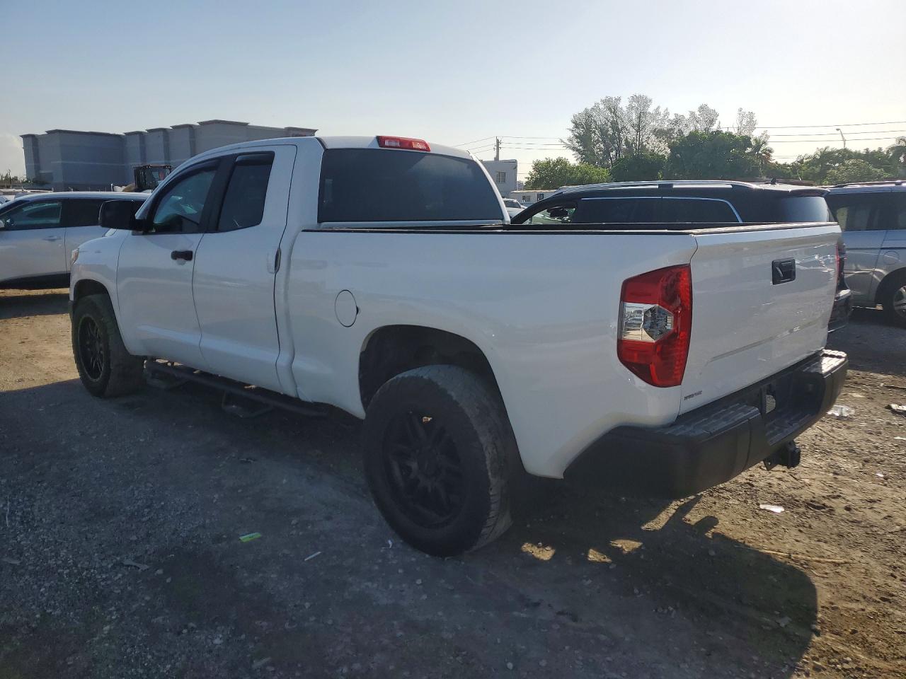 2014 Toyota Tundra Double Cab Sr White vin: 5TFRM5F14EX068826