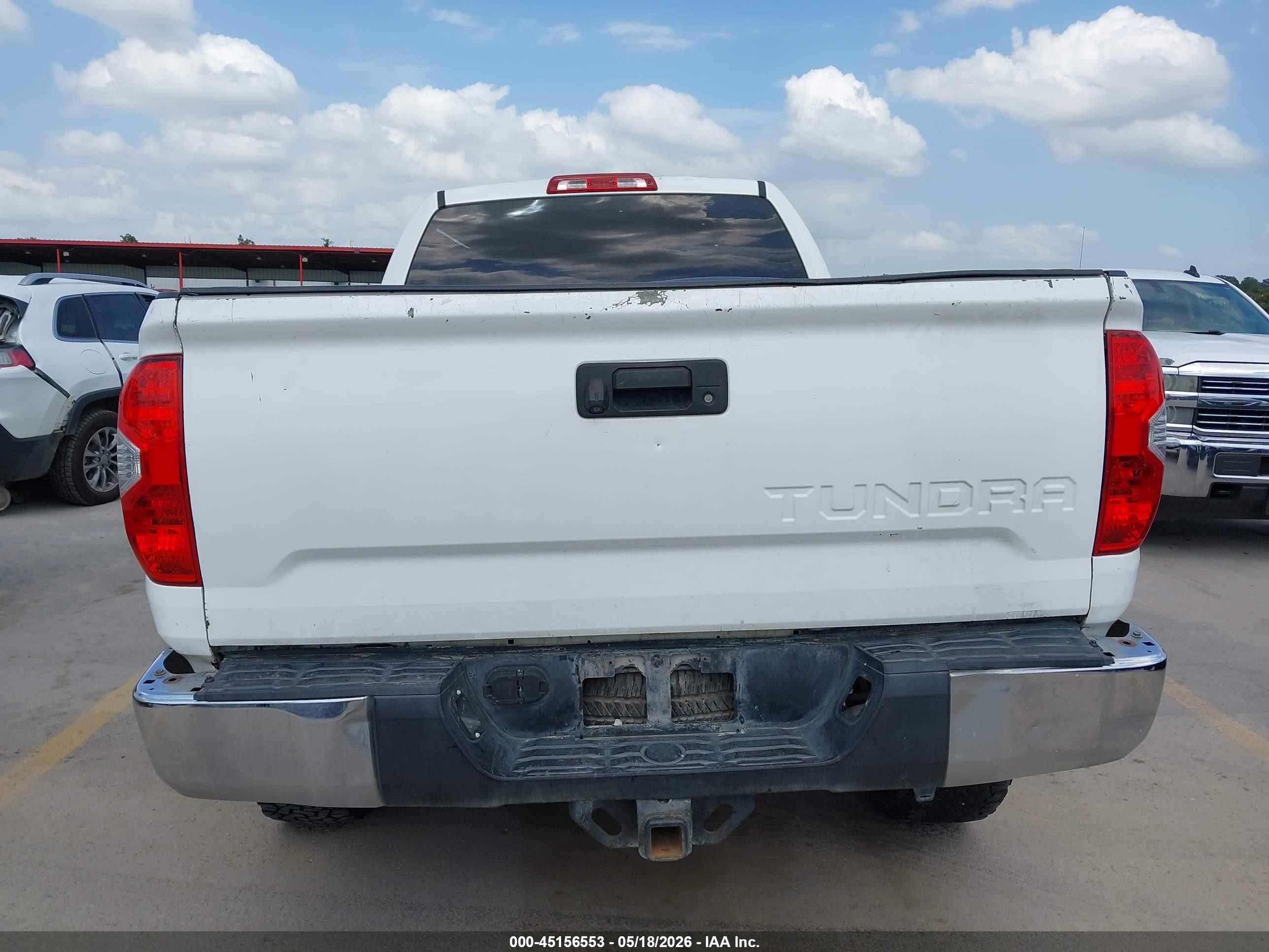 2015 Toyota Tundra Sr 4.6l V8 White vin: 5TFRM5F14FX082954