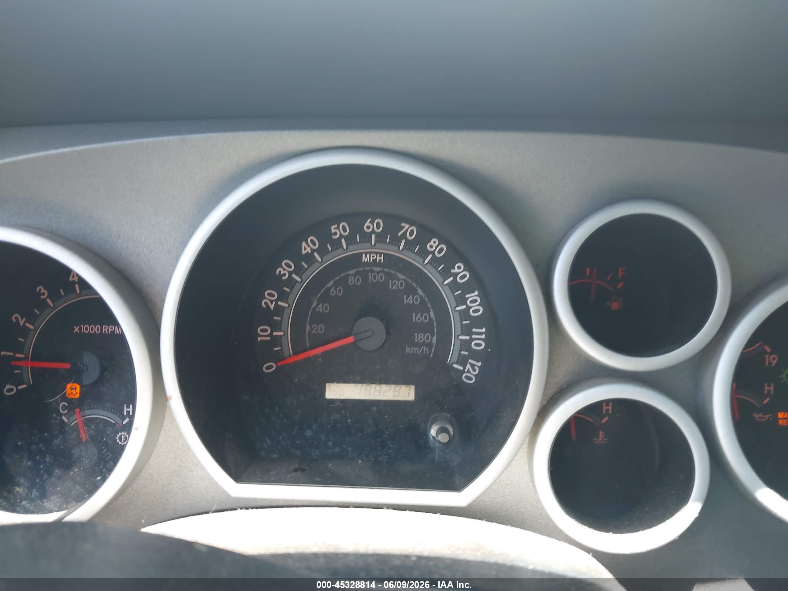2010 Toyota Tundra Grade 4.6l V8 Silver vin: 5TFRM5F15AX003655