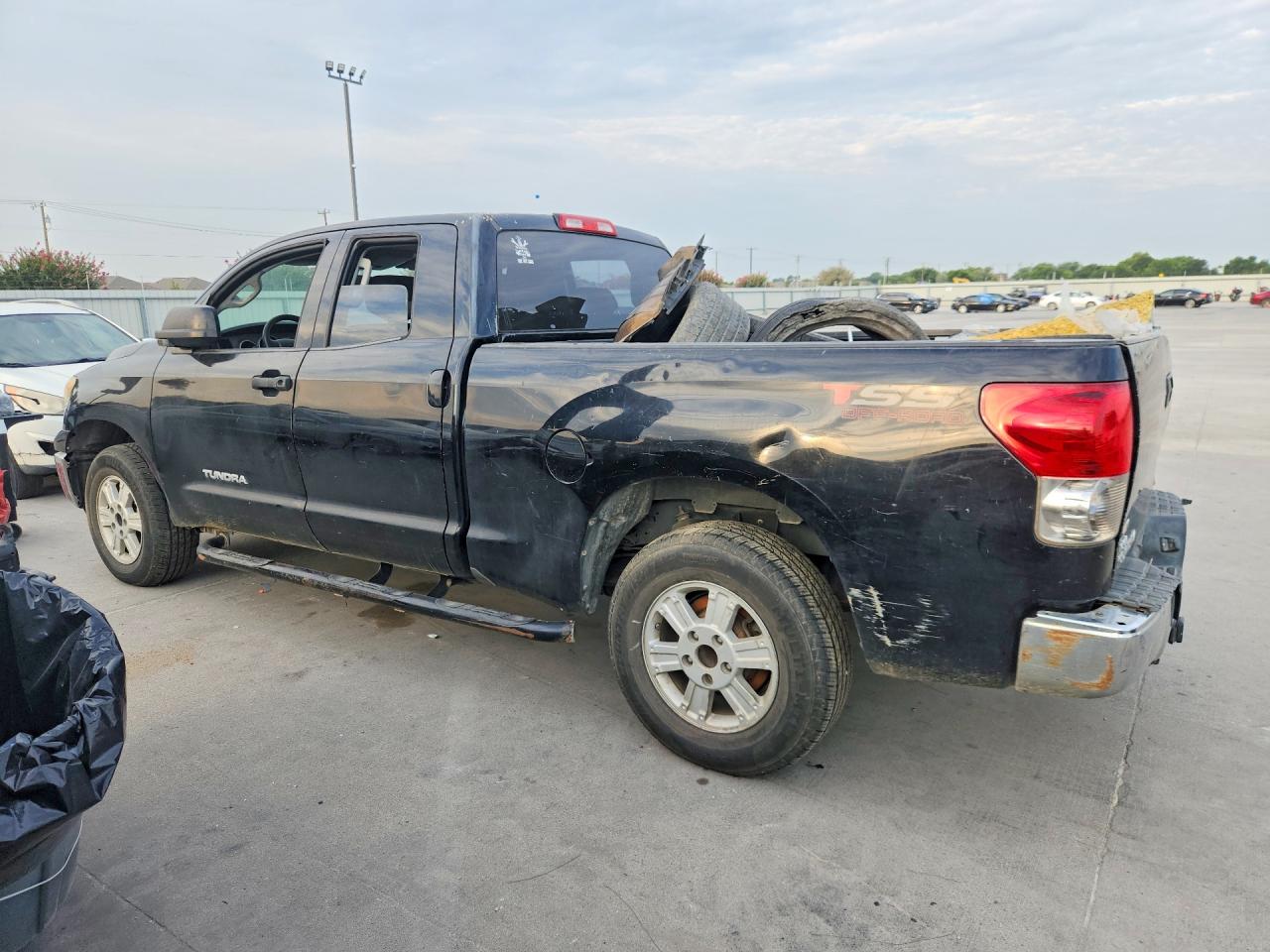 2010 Toyota Tundra Double Cab Sr5 Black vin: 5TFRM5F15AX011819