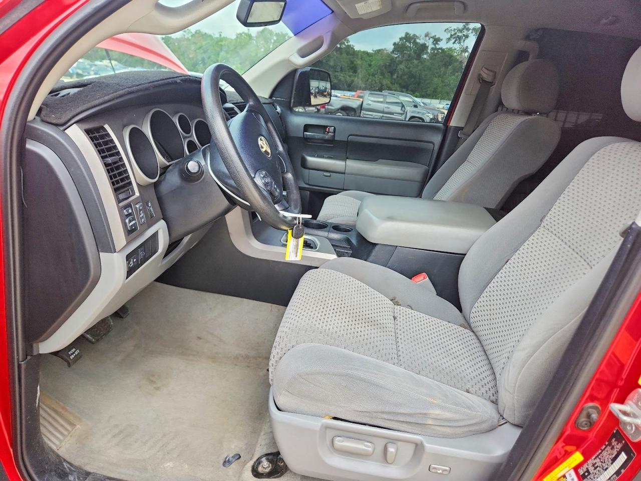 2010 Toyota Tundra Red vin: 5TFRM5F15AX019581