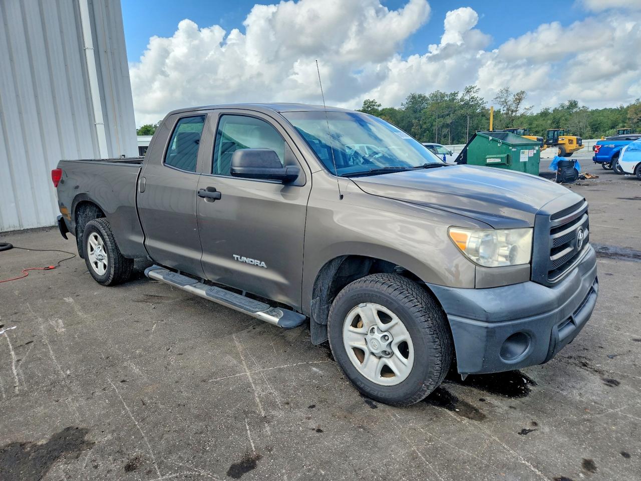2011 Toyota Tundra Double Cab Sr5 Gray vin: 5TFRM5F15BX027844