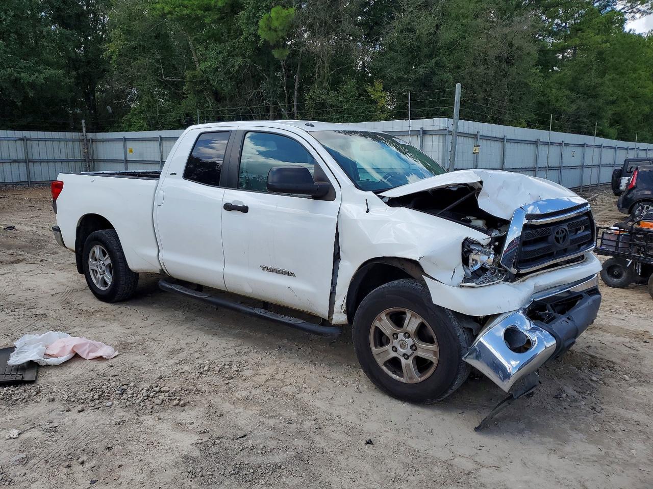 2011 Toyota Tundra Double Cab Sr5 White vin: 5TFRM5F15BX035989