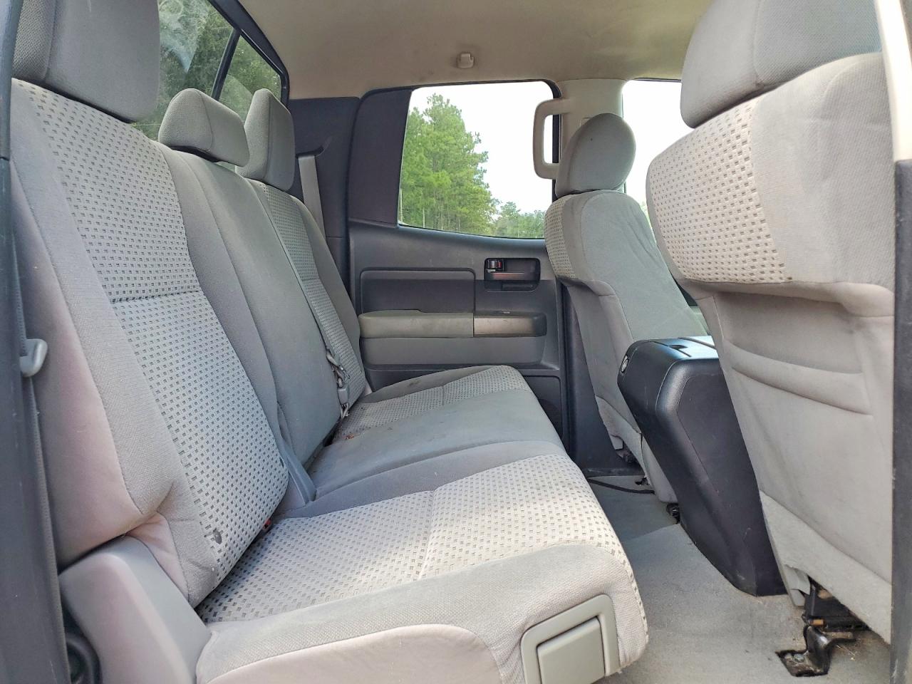 2011 Toyota Tundra Double Cab Sr5 White vin: 5TFRM5F15BX035989