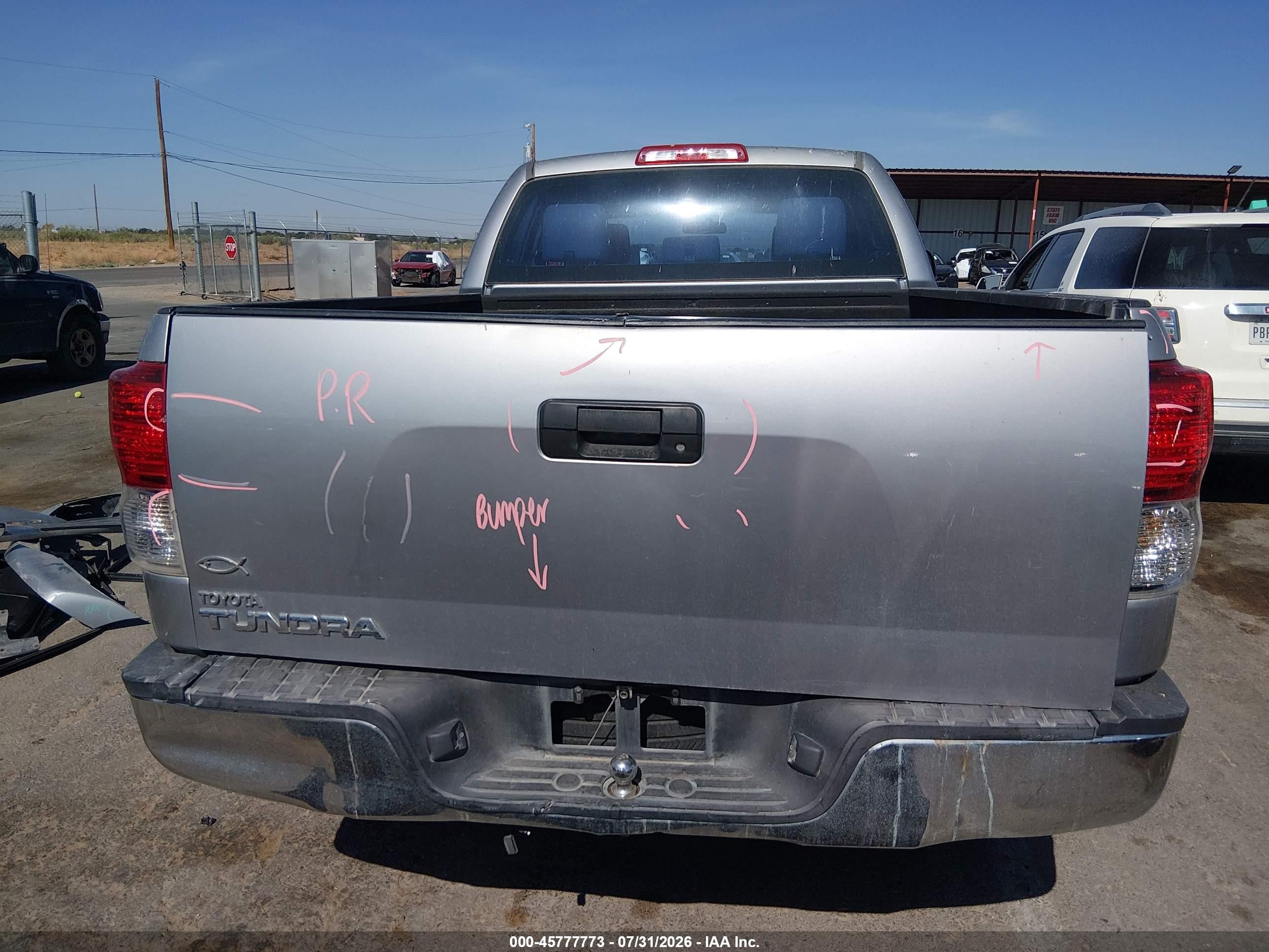 2012 Toyota Tundra Grade 4.6l V8 Silver vin: 5TFRM5F15CX045617