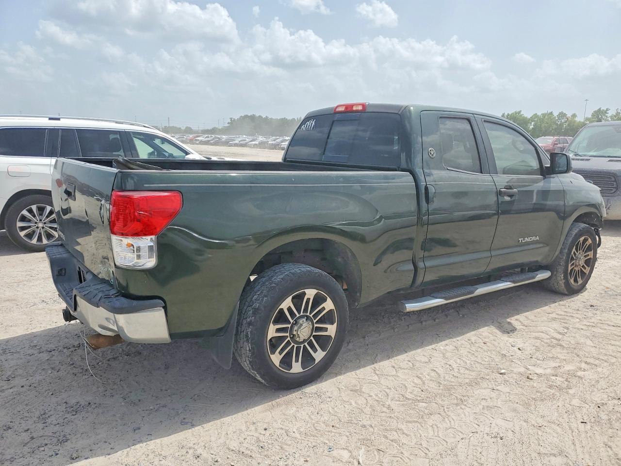 2013 Toyota Tundra Double Cab Sr5 Green vin: 5TFRM5F15DX054996