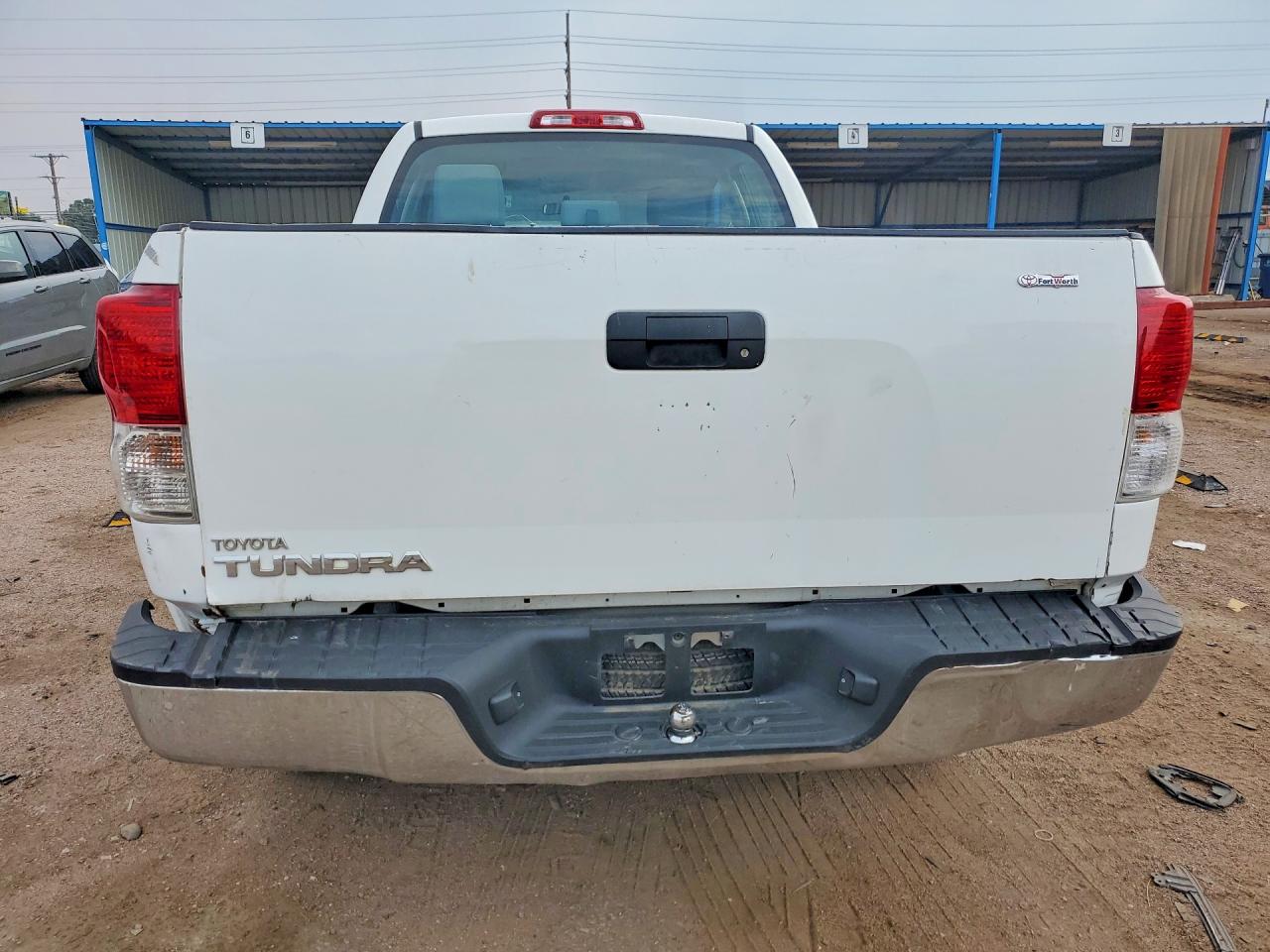 2013 Toyota Tundra Double Cab Sr5 White vin: 5TFRM5F15DX063634