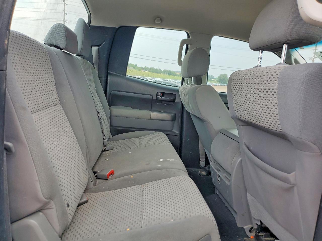 2013 Toyota Tundra Double Cab Sr5 White vin: 5TFRM5F15DX063634