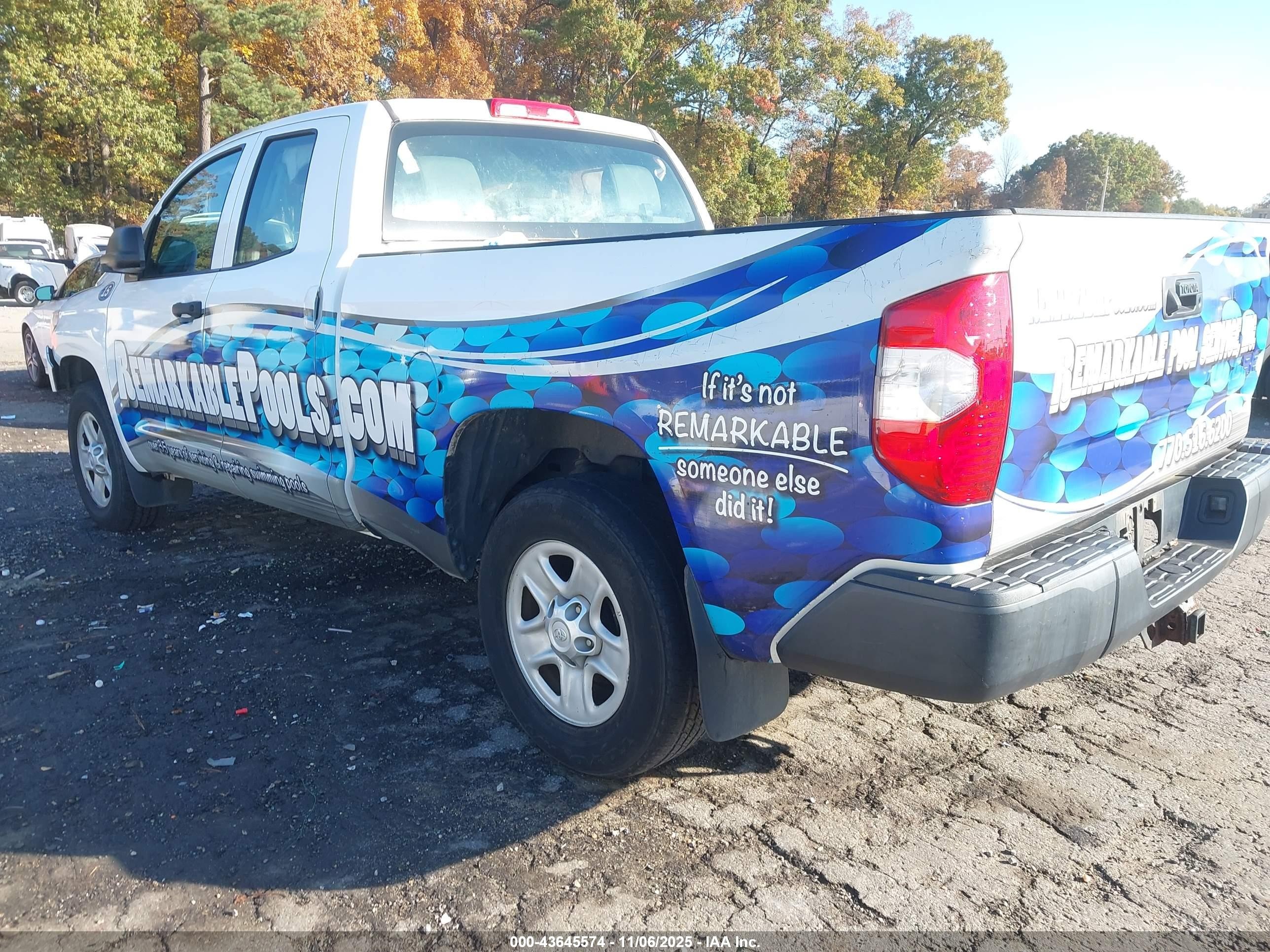 2015 Toyota Tundra Sr 4.6l V8 White vin: 5TFRM5F15FX090173