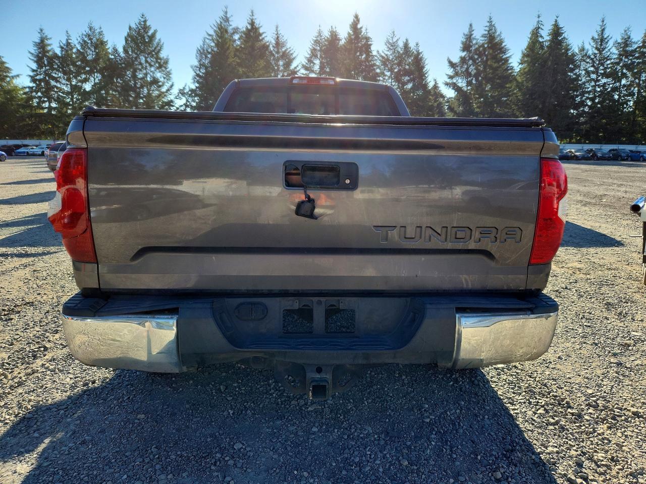 2015 Toyota Tundra Sr5 Gray vin: 5TFRM5F15FX090528