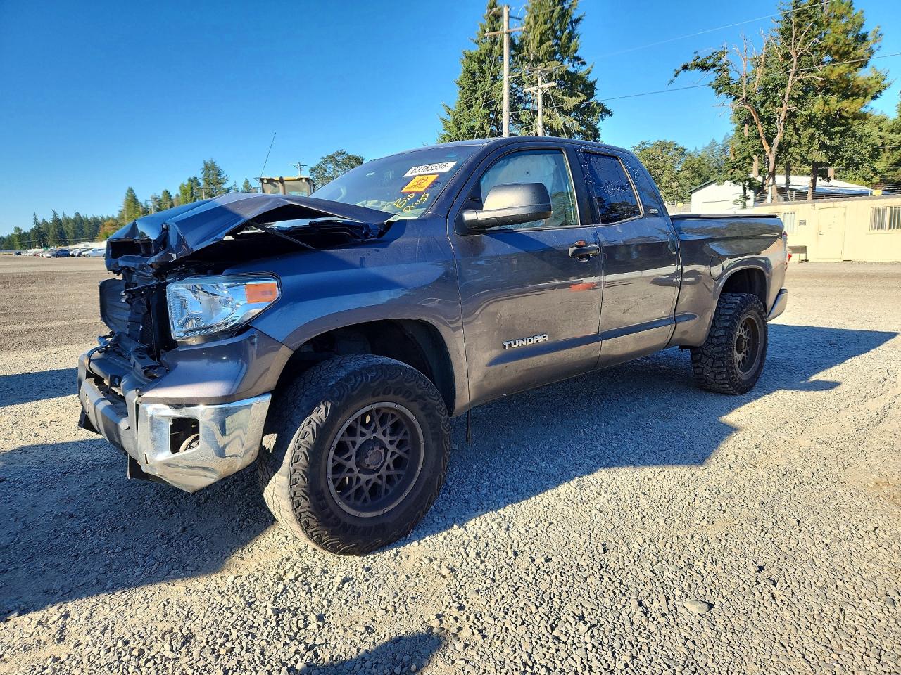 2015 Toyota Tundra Sr5 Gray vin: 5TFRM5F15FX090528