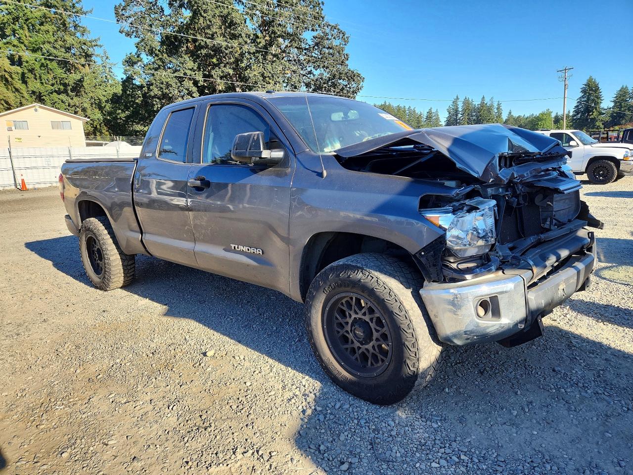 2015 Toyota Tundra Sr5 Gray vin: 5TFRM5F15FX090528