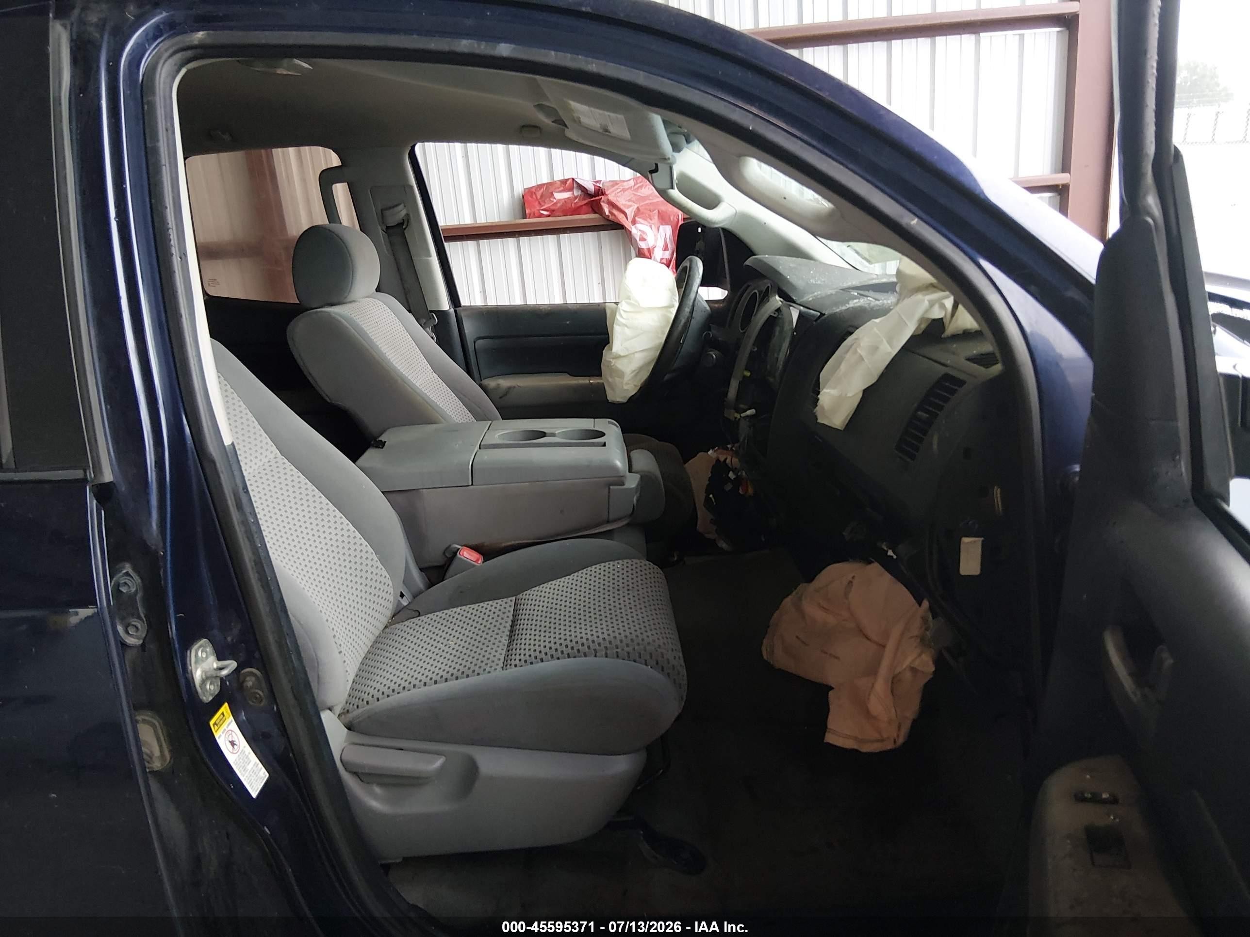 2010 Toyota Tundra Grade 4.6l V8 Blue vin: 5TFRM5F16AX007889