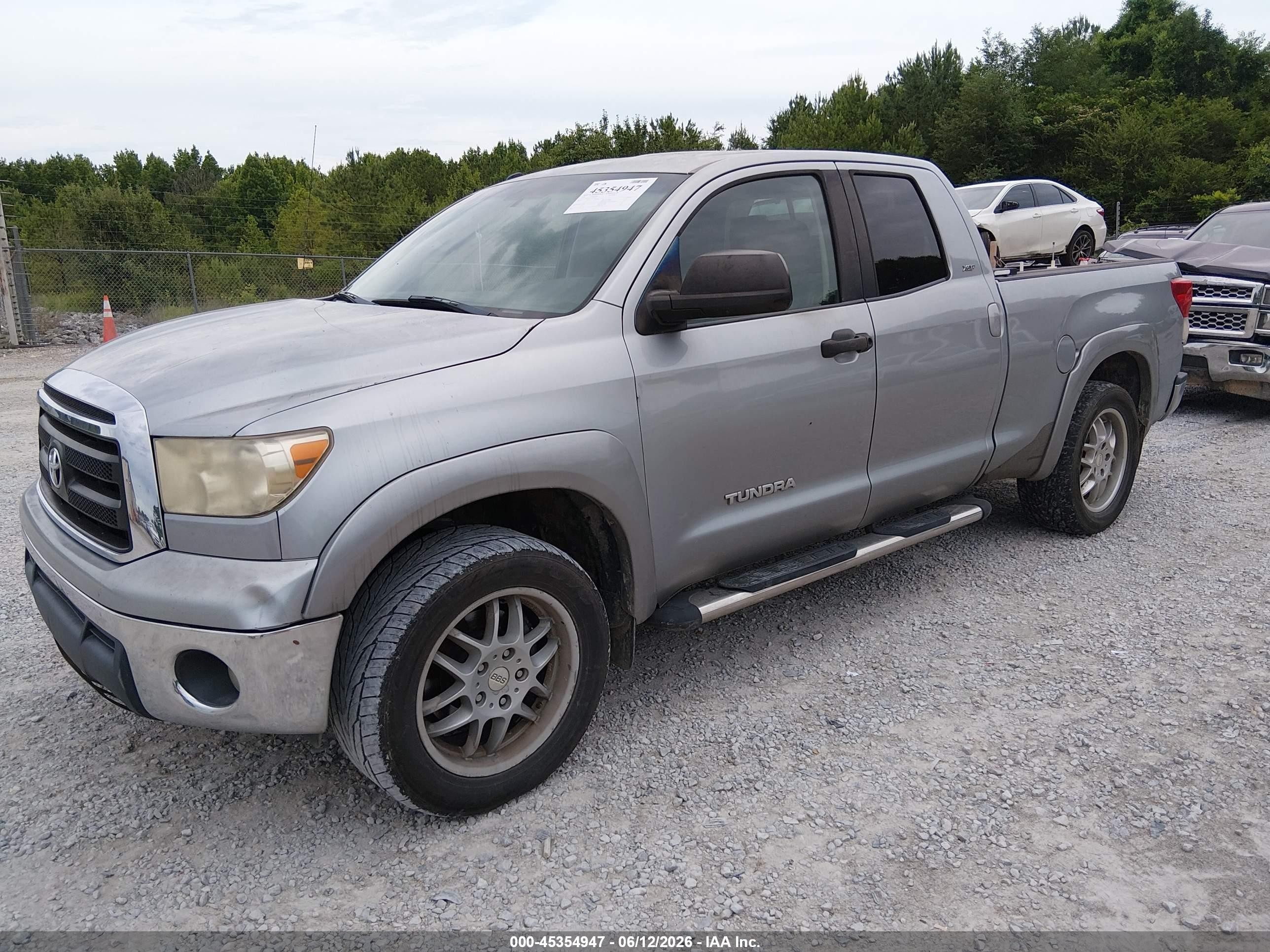 2010 Toyota Tundra Grade 4.6l V8 Серебряный vin: 5TFRM5F16AX019413
