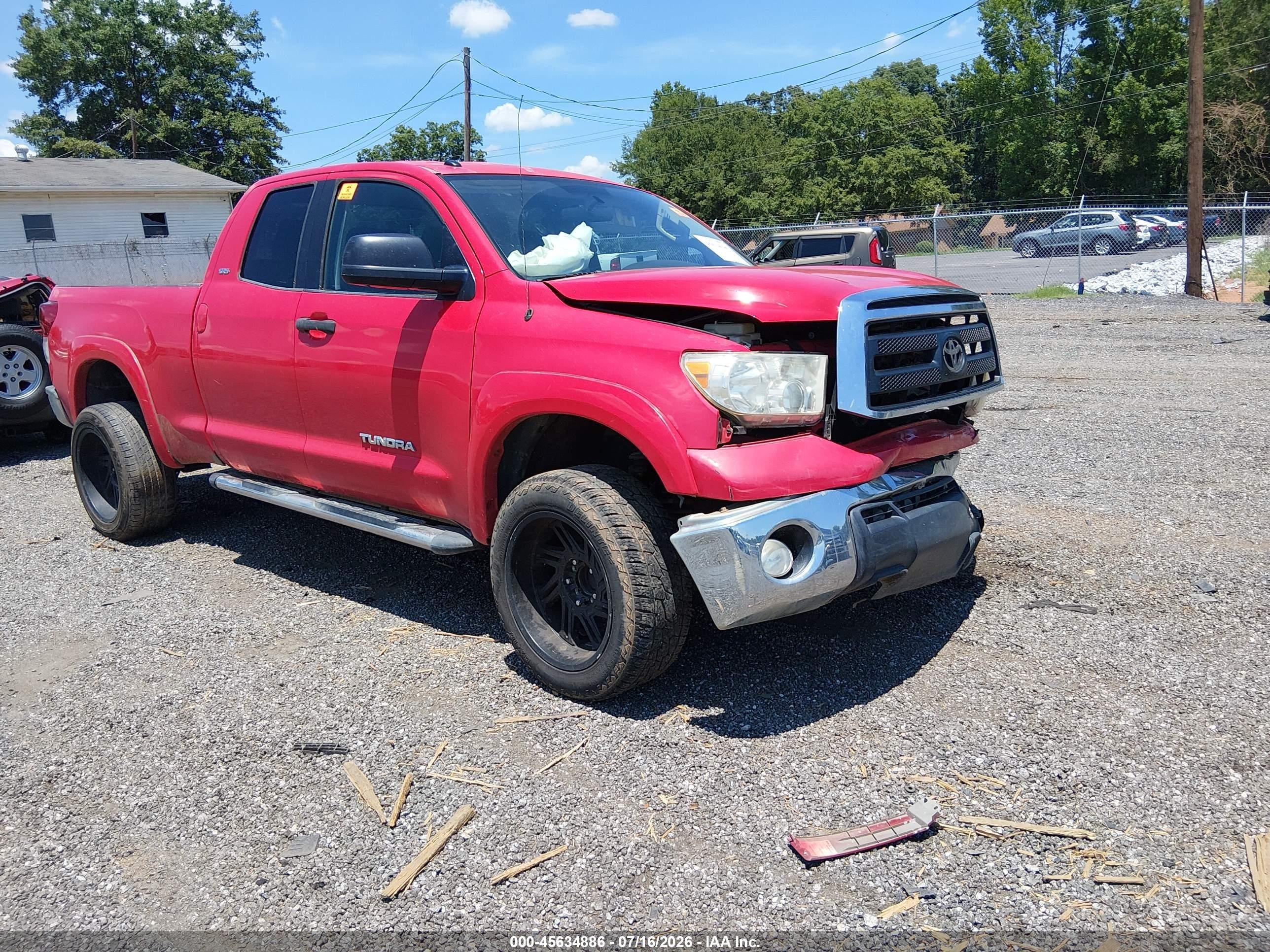 2010 Toyota Tundra Grade 4.6l V8 Red vin: 5TFRM5F16AX019556