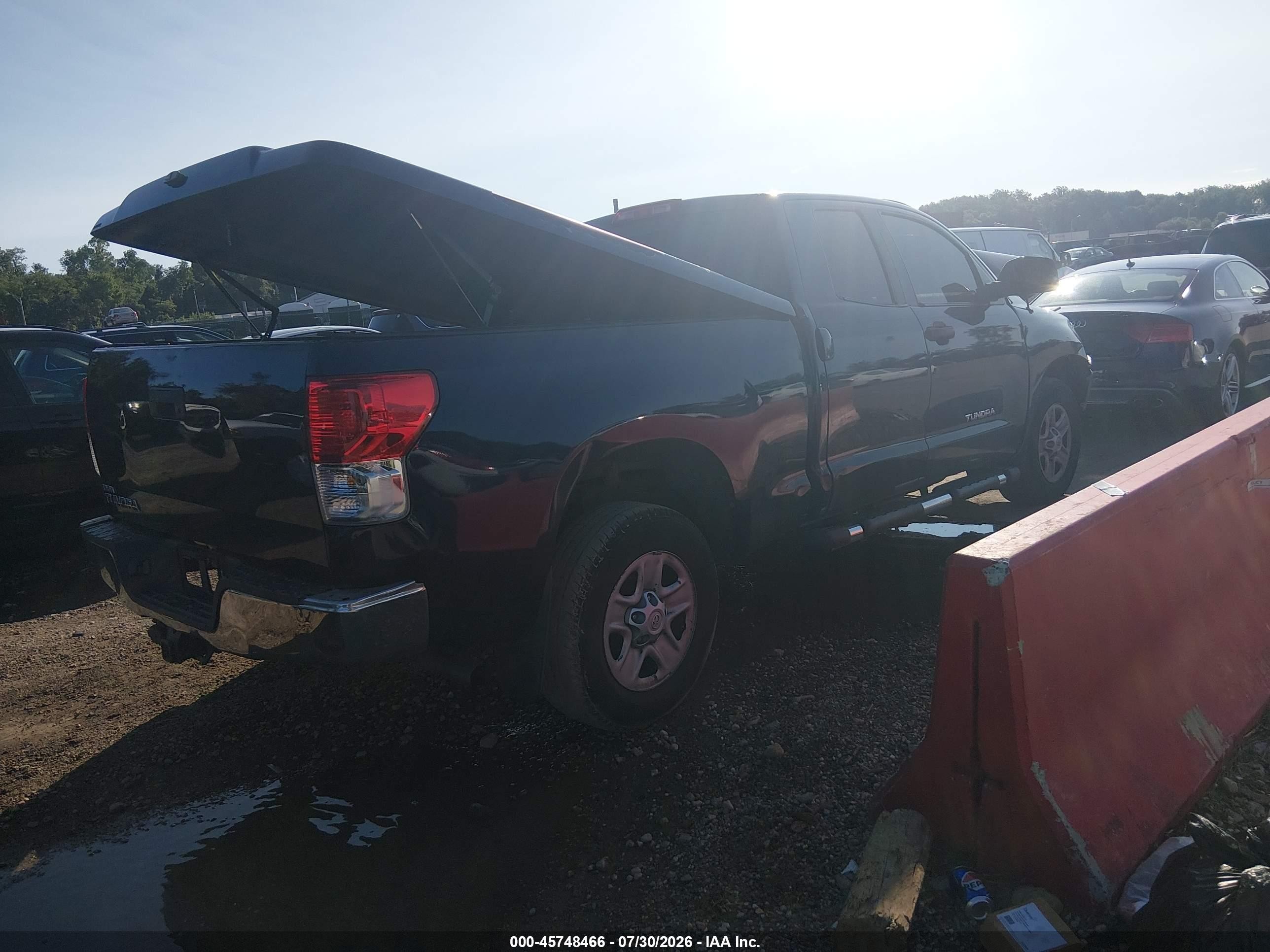 2011 Toyota Tundra Grade 4.6l V8 Blue vin: 5TFRM5F16BX024421