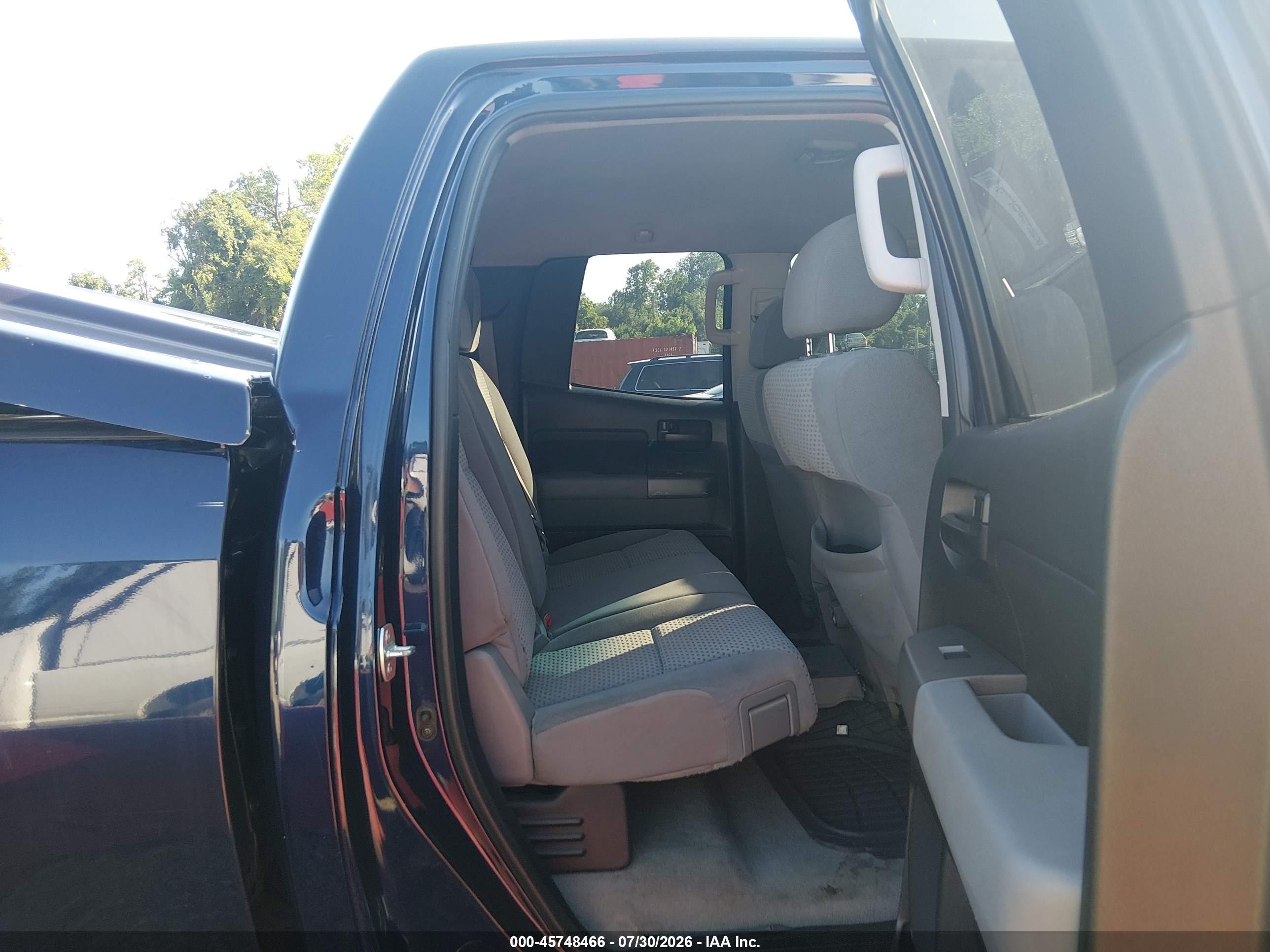 2011 Toyota Tundra Grade 4.6l V8 Blue vin: 5TFRM5F16BX024421