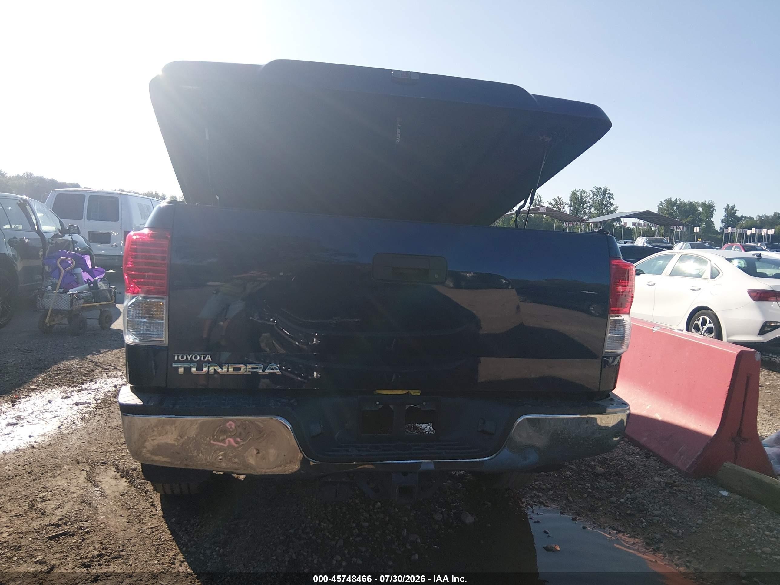 2011 Toyota Tundra Grade 4.6l V8 Blue vin: 5TFRM5F16BX024421