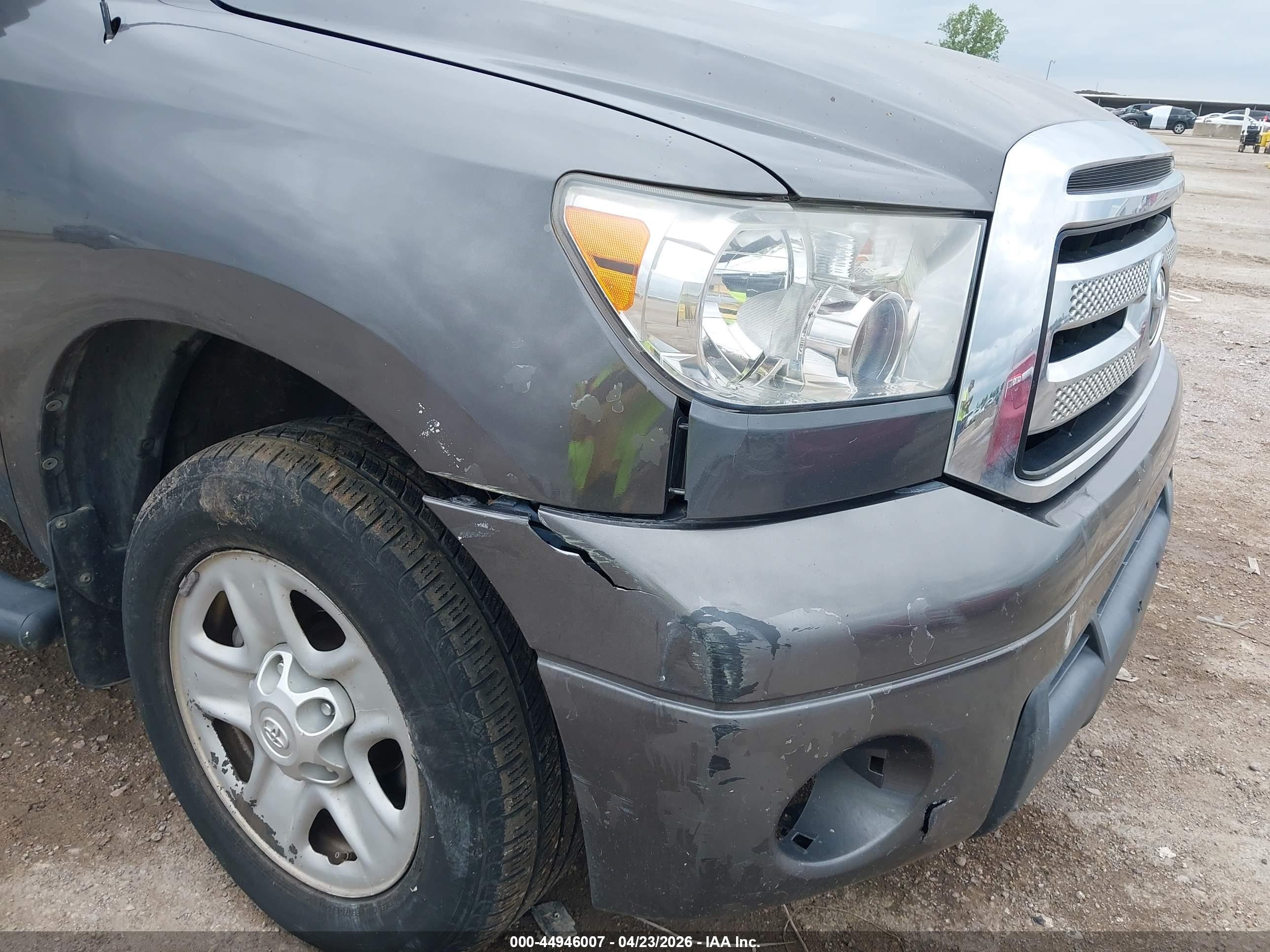 2011 Toyota Tundra Grade 4.6l V8 Gray vin: 5TFRM5F16BX025987