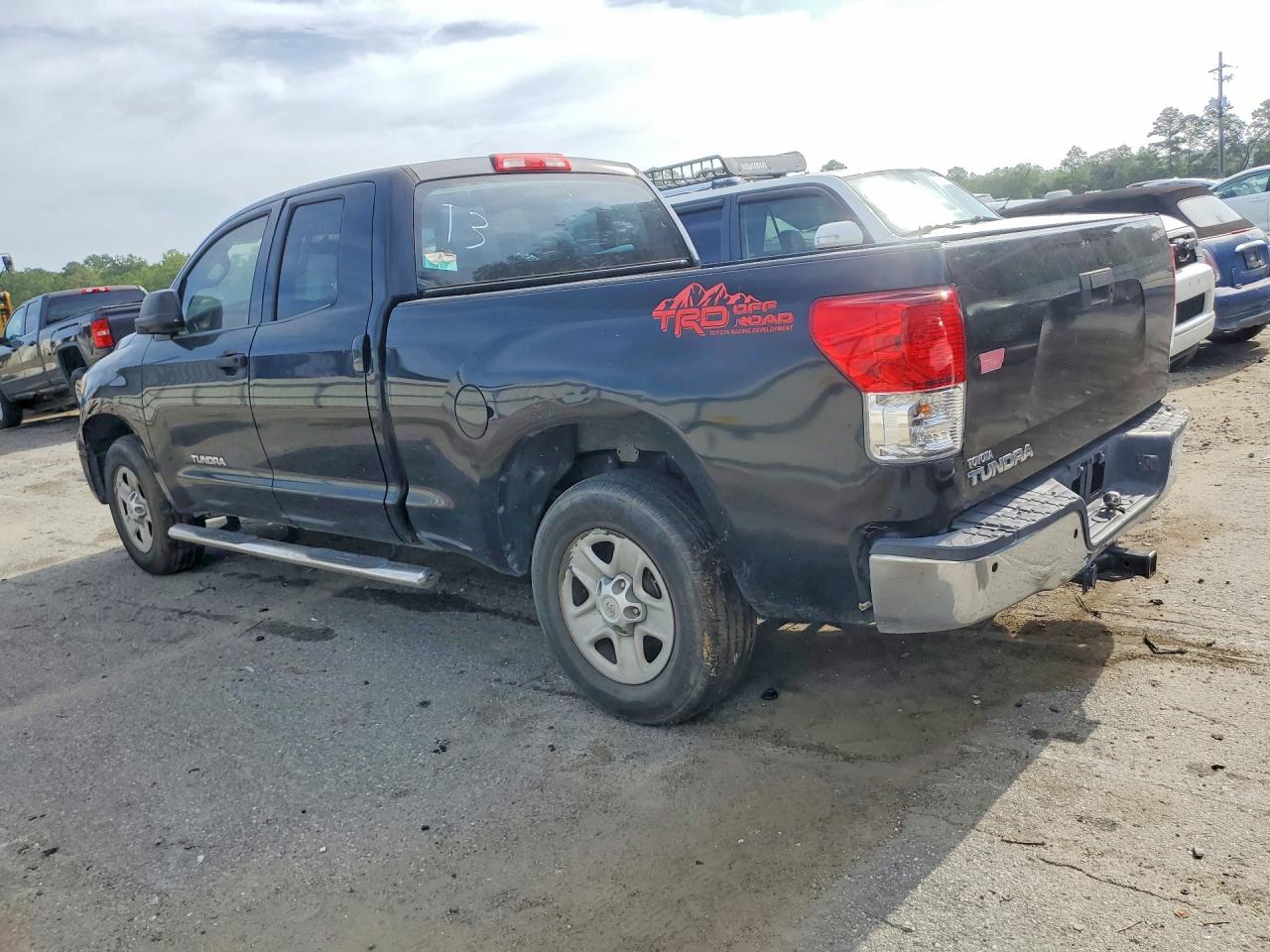 2011 Toyota Tundra Double Cab Sr5 Черный vin: 5TFRM5F16BX032213