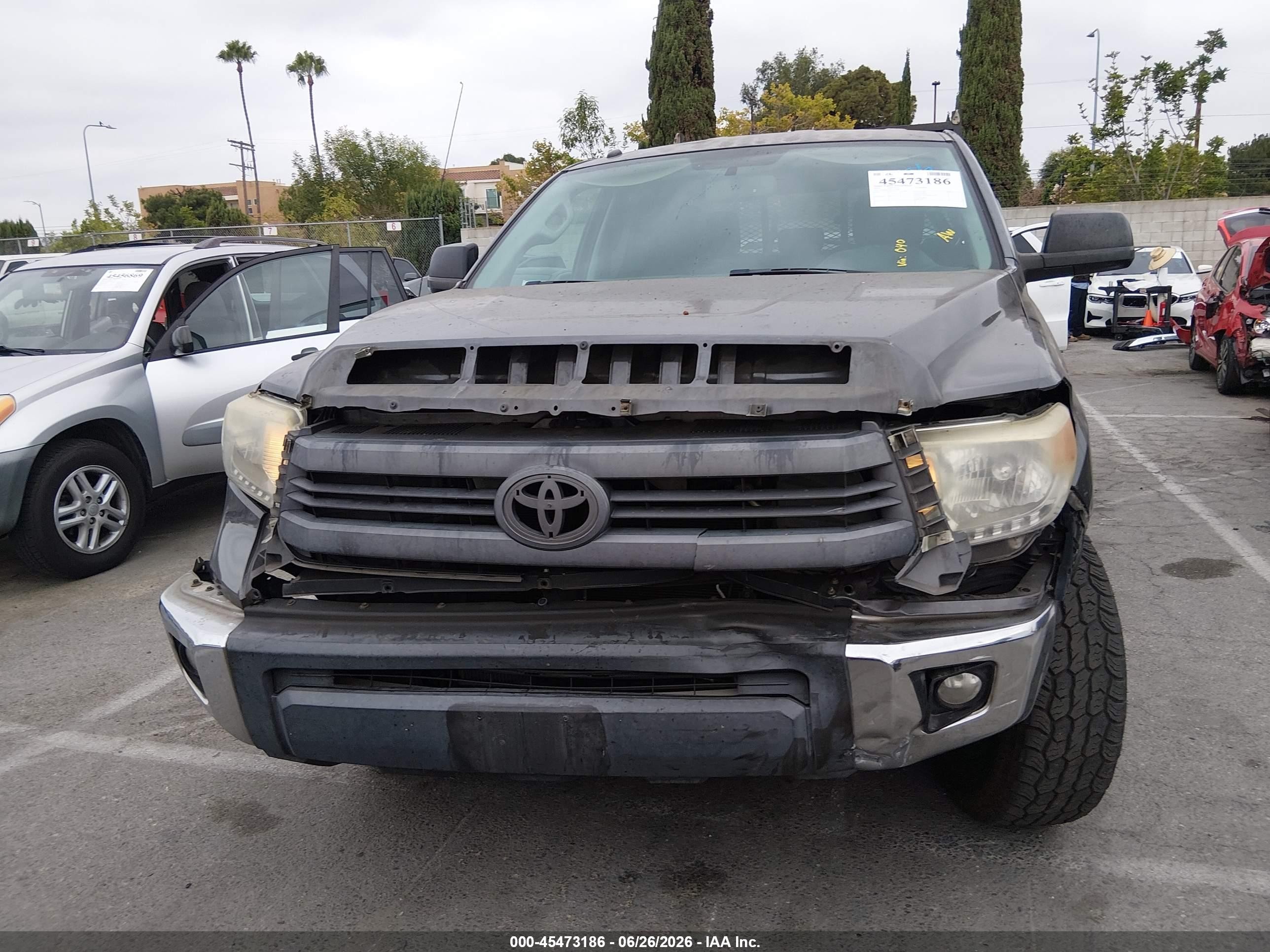 2014 Toyota Tundra Sr5 4.6l V8 Серый vin: 5TFRM5F16EX075048