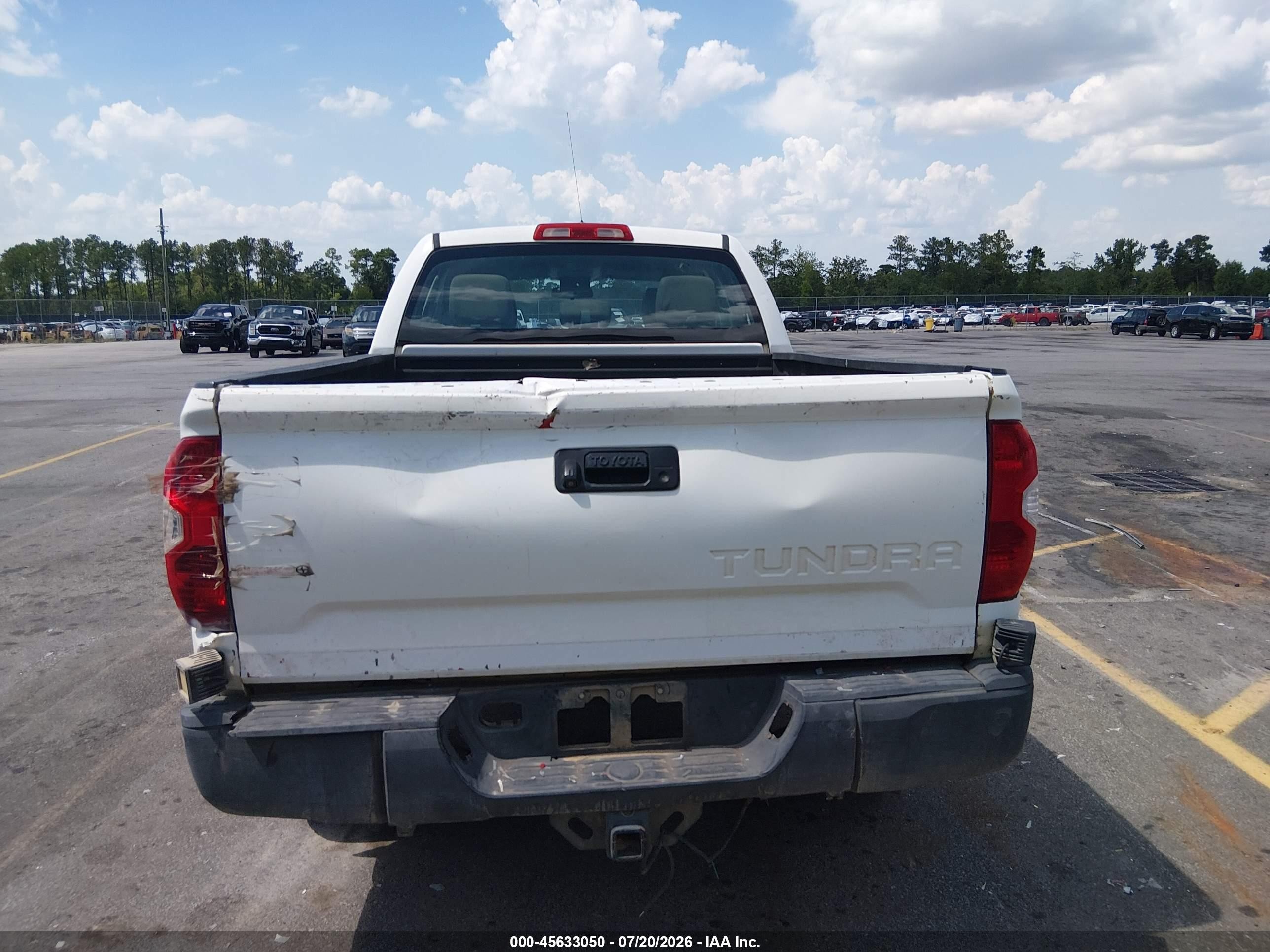 2015 Toyota Tundra Sr 4.6l V8 Белый vin: 5TFRM5F16FX082647